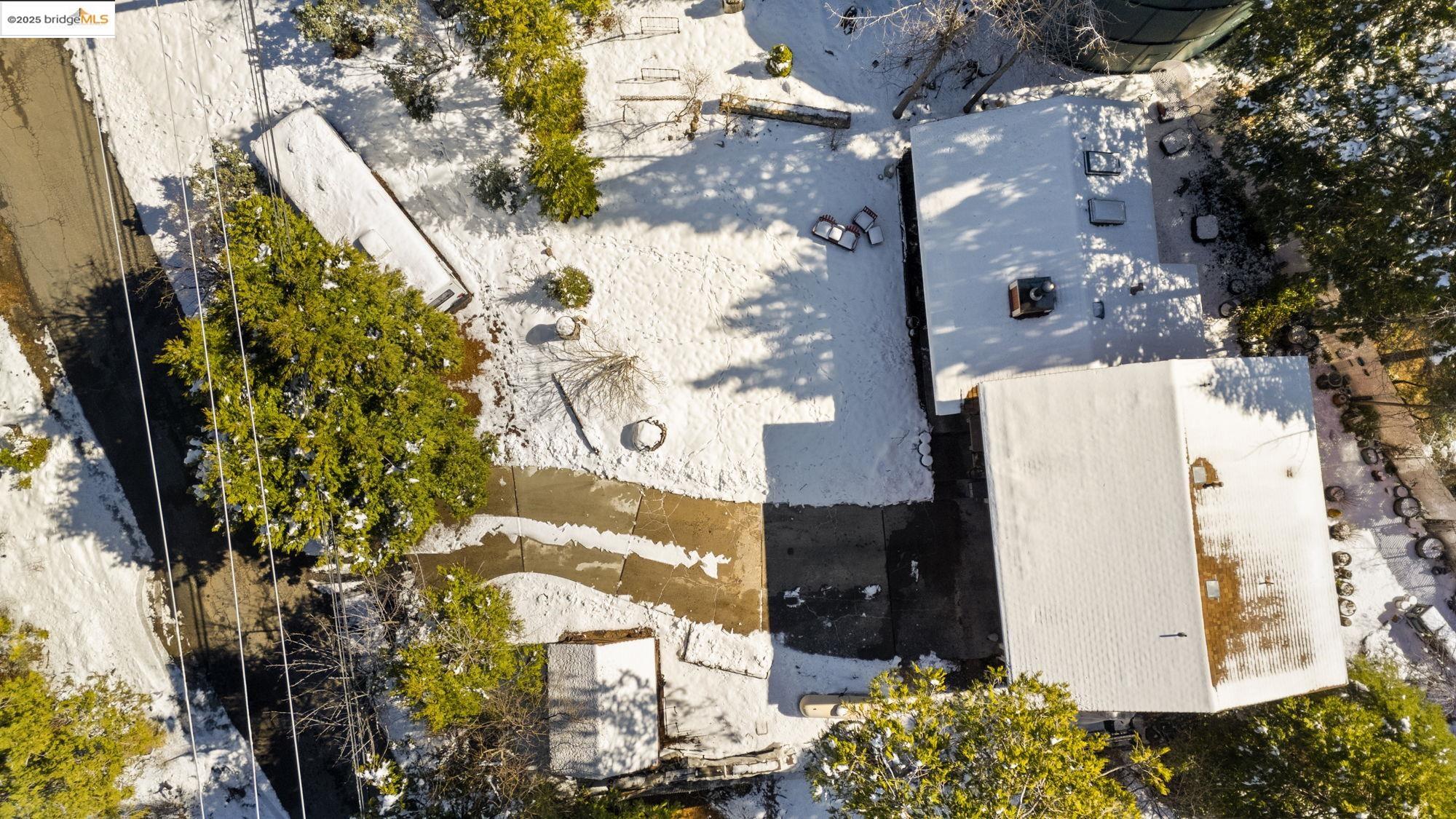 Detail Gallery Image 11 of 53 For 24315 Sugarpine Road, Twain Harte,  CA 95383 - 3 Beds | 1/2 Baths