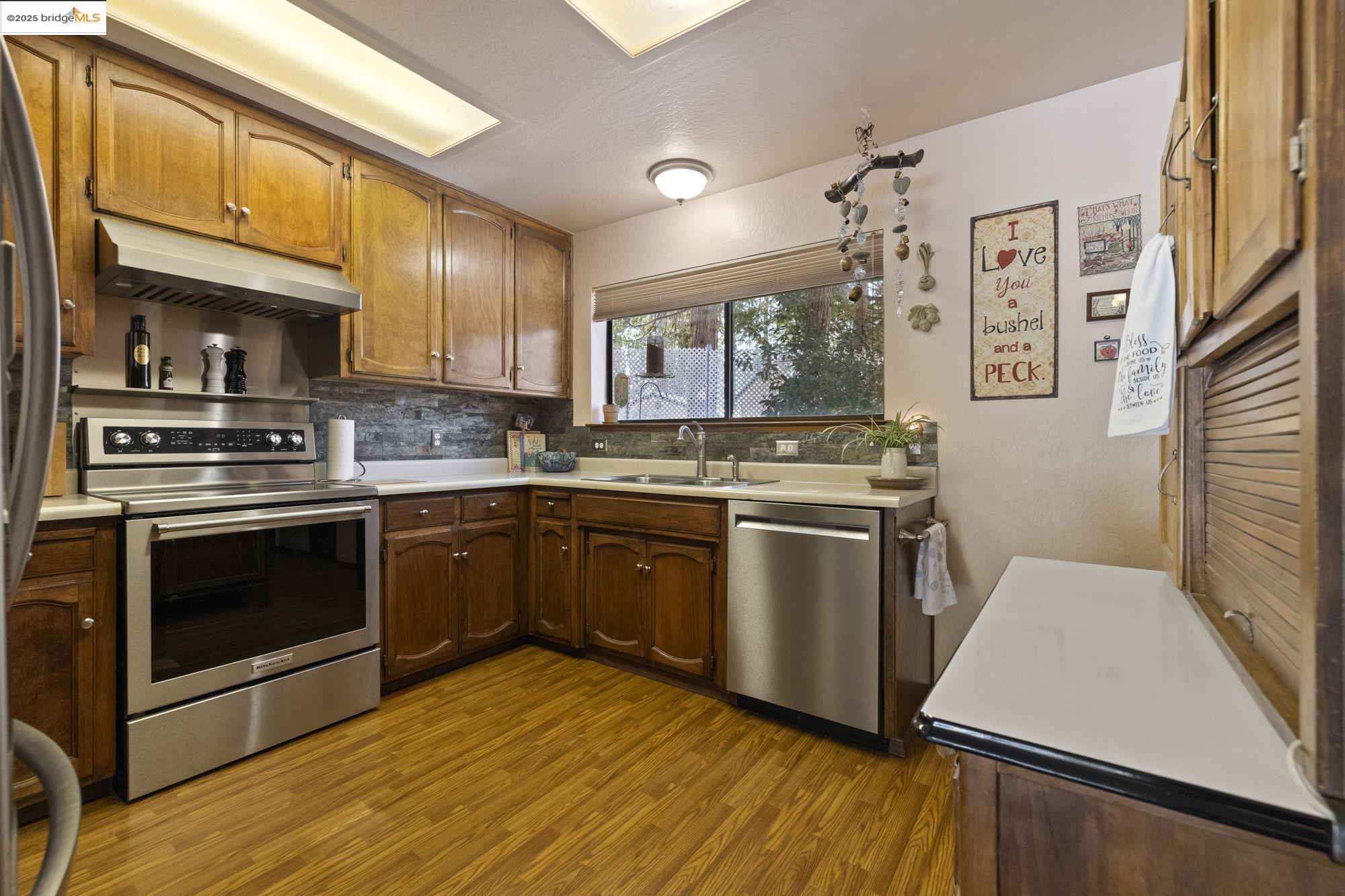 Detail Gallery Image 20 of 53 For 24315 Sugarpine Road, Twain Harte,  CA 95383 - 3 Beds | 1/2 Baths