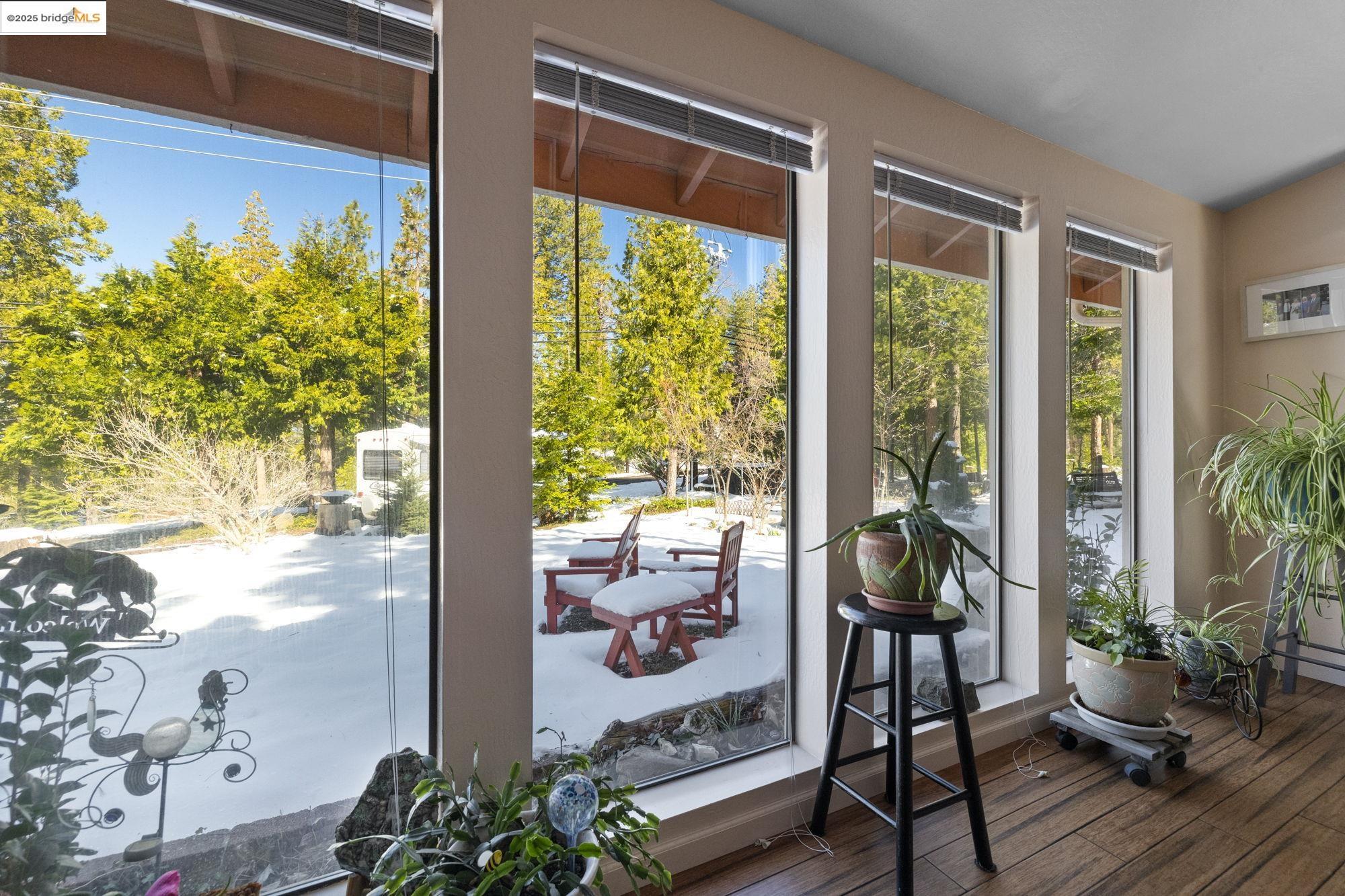Detail Gallery Image 4 of 53 For 24315 Sugarpine Road, Twain Harte,  CA 95383 - 3 Beds | 1/2 Baths