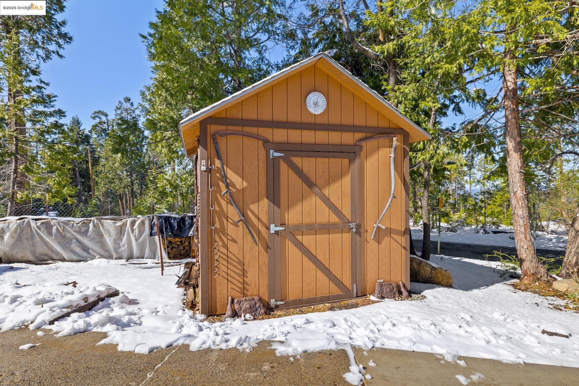 Detail Gallery Image 31 of 53 For 24315 Sugarpine Road, Twain Harte,  CA 95383 - 3 Beds | 1/2 Baths