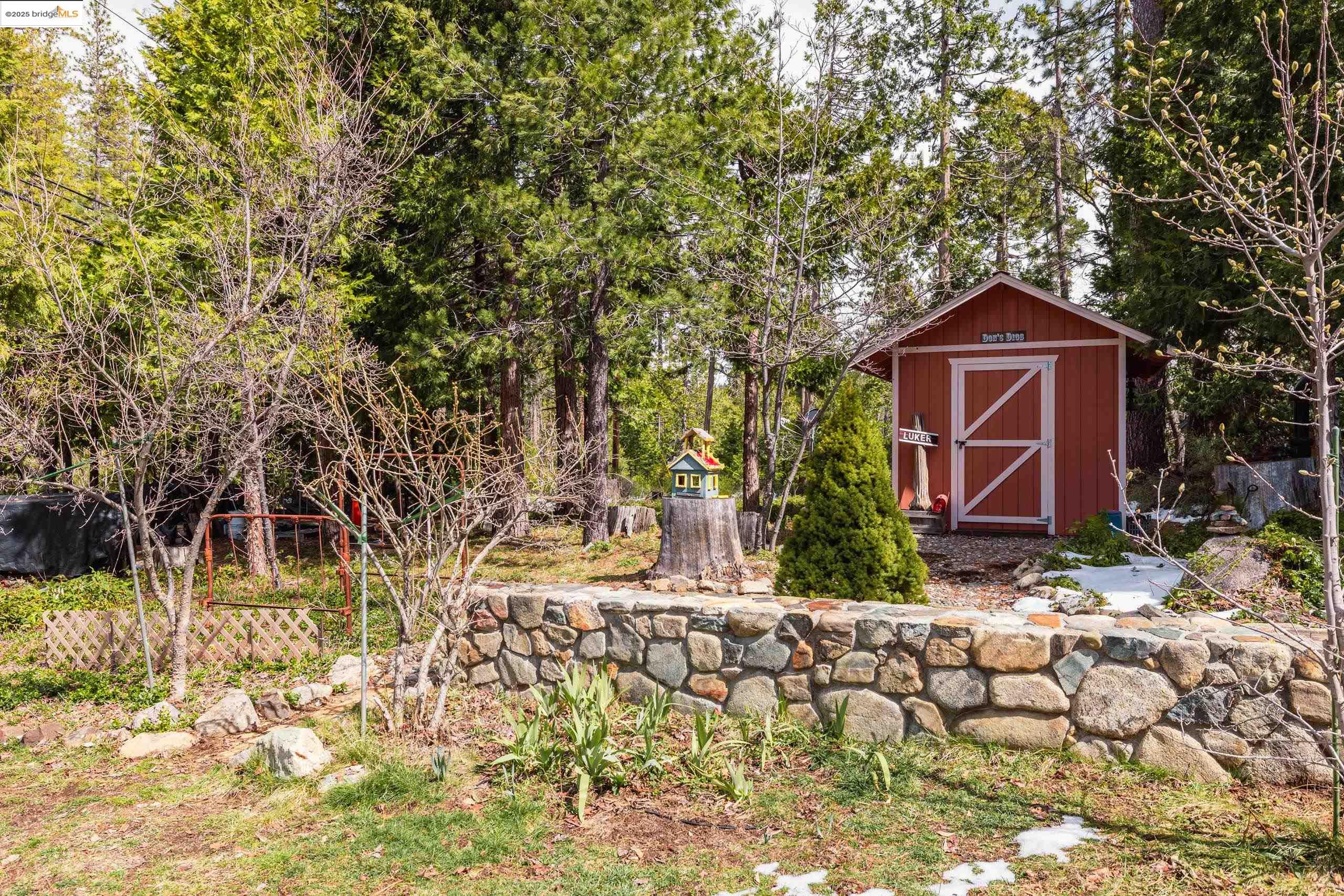 Detail Gallery Image 33 of 53 For 24315 Sugarpine Road, Twain Harte,  CA 95383 - 3 Beds | 1/2 Baths