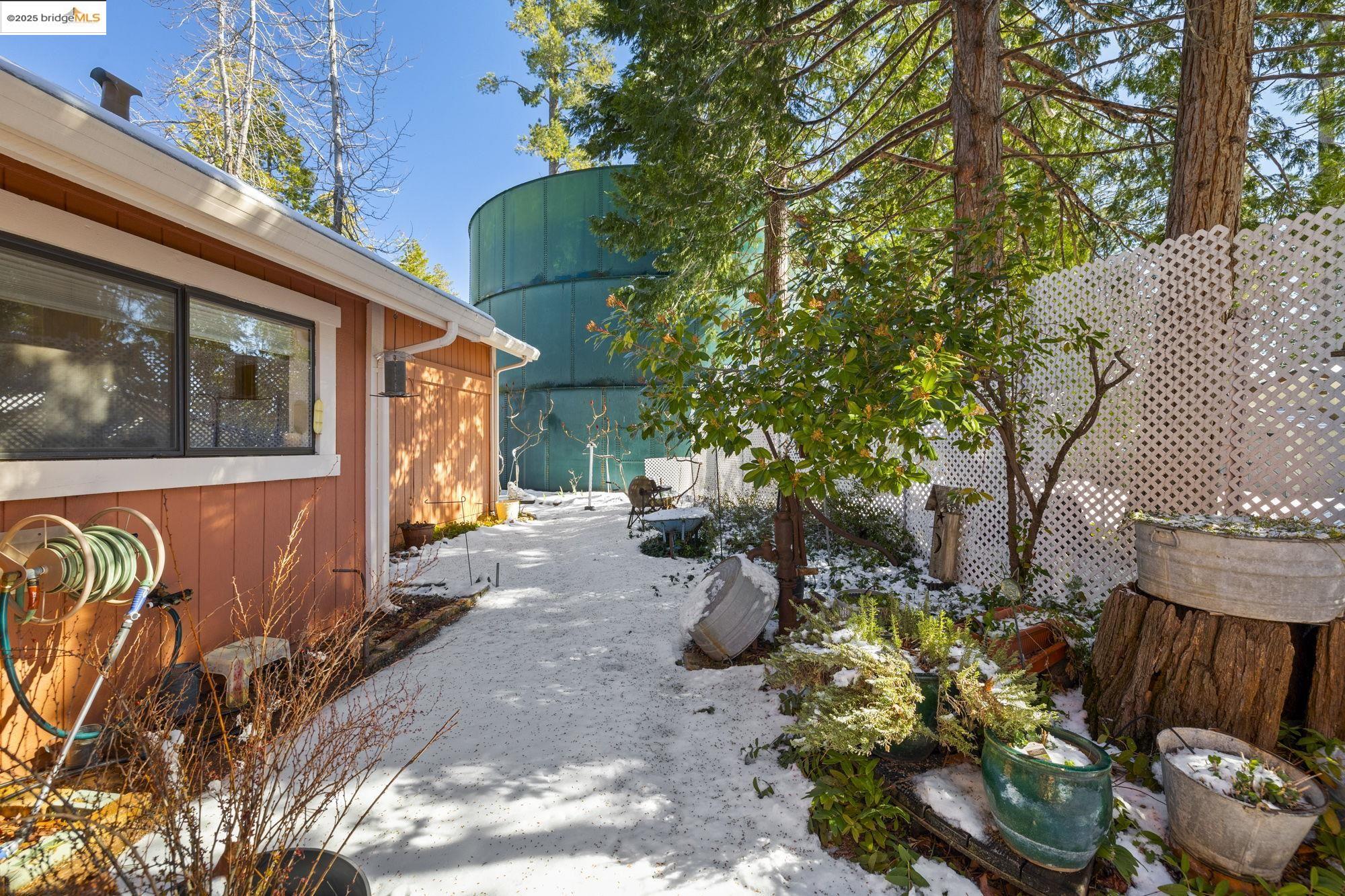 Detail Gallery Image 39 of 53 For 24315 Sugarpine Road, Twain Harte,  CA 95383 - 3 Beds | 1/2 Baths