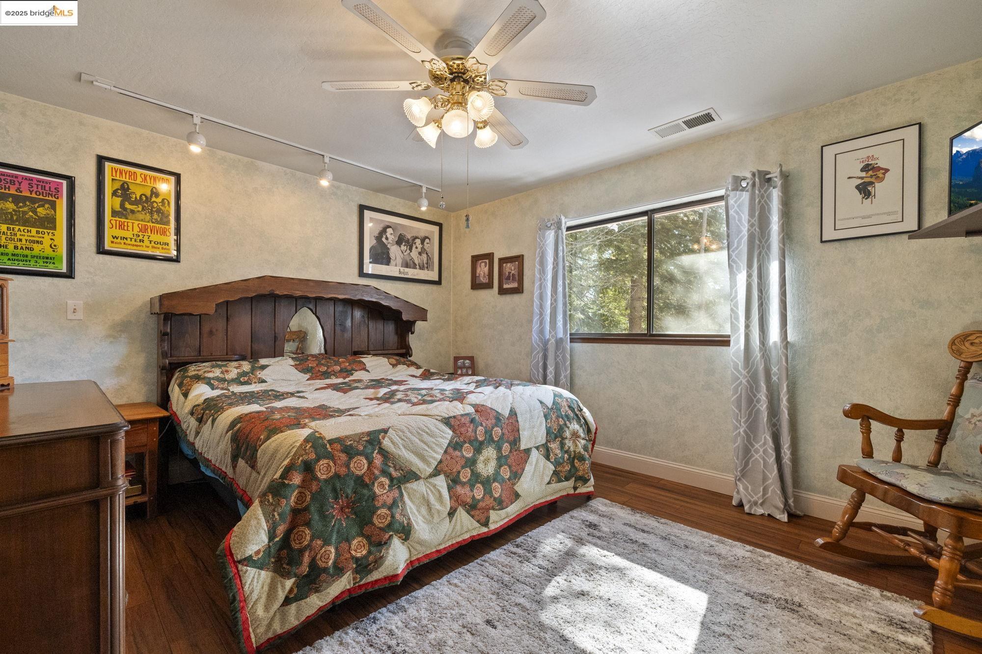 Detail Gallery Image 6 of 53 For 24315 Sugarpine Road, Twain Harte,  CA 95383 - 3 Beds | 1/2 Baths