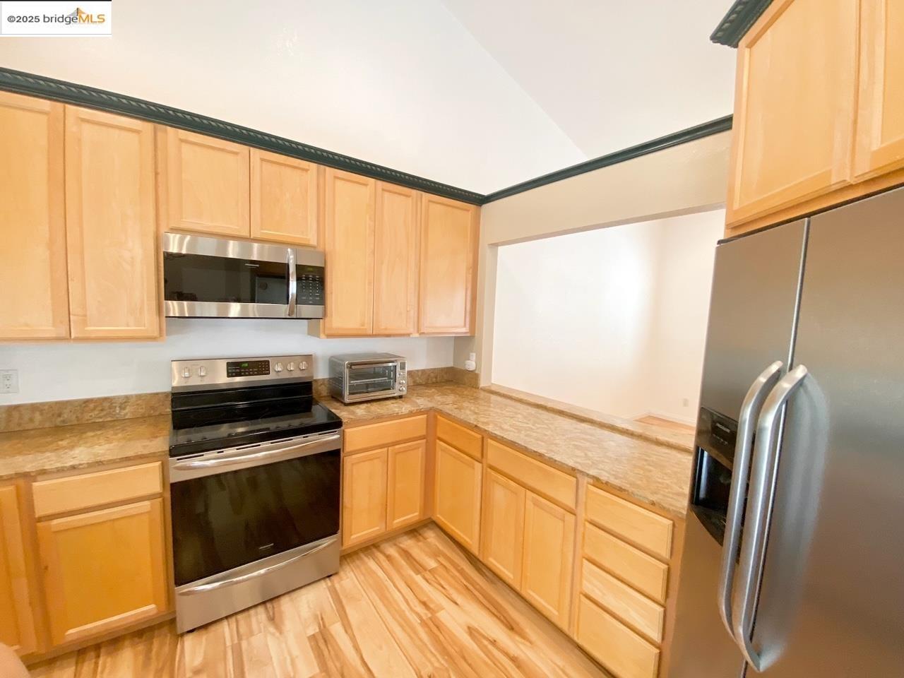 Detail Gallery Image 12 of 56 For 19329 Ferretti, Groveland,  CA 95321 - 3 Beds | 2 Baths