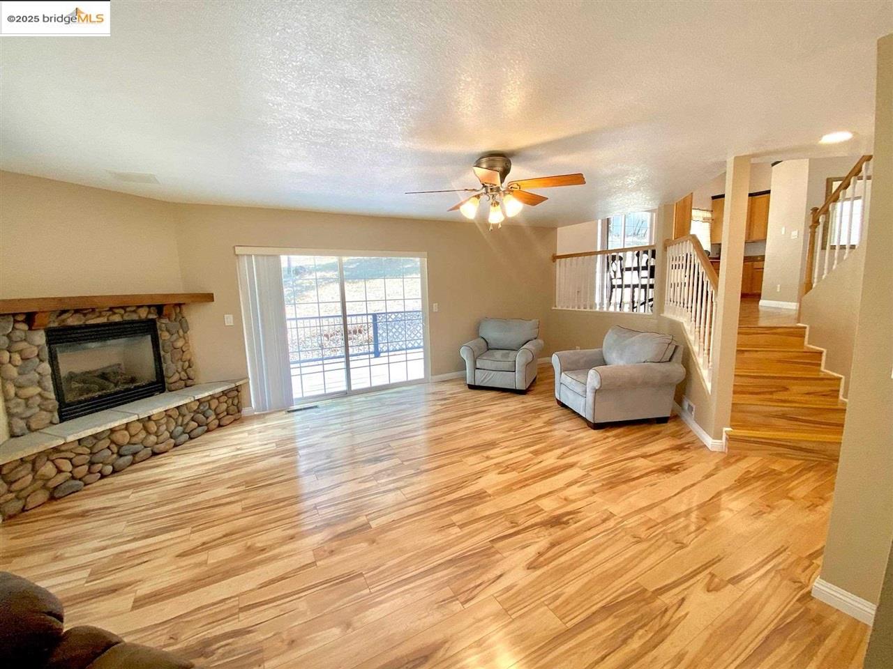 Detail Gallery Image 17 of 56 For 19329 Ferretti, Groveland,  CA 95321 - 3 Beds | 2 Baths