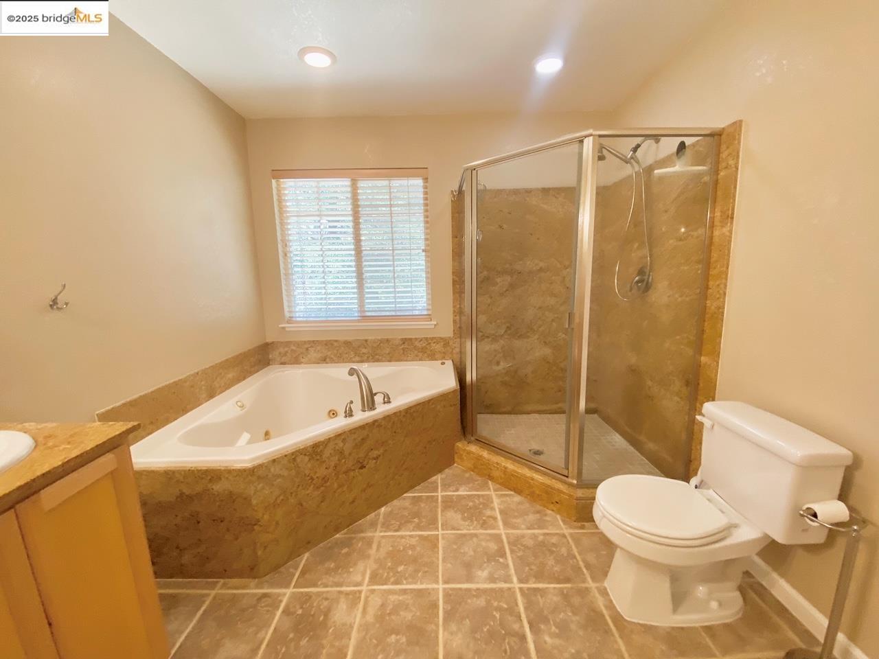 Detail Gallery Image 23 of 56 For 19329 Ferretti, Groveland,  CA 95321 - 3 Beds | 2 Baths