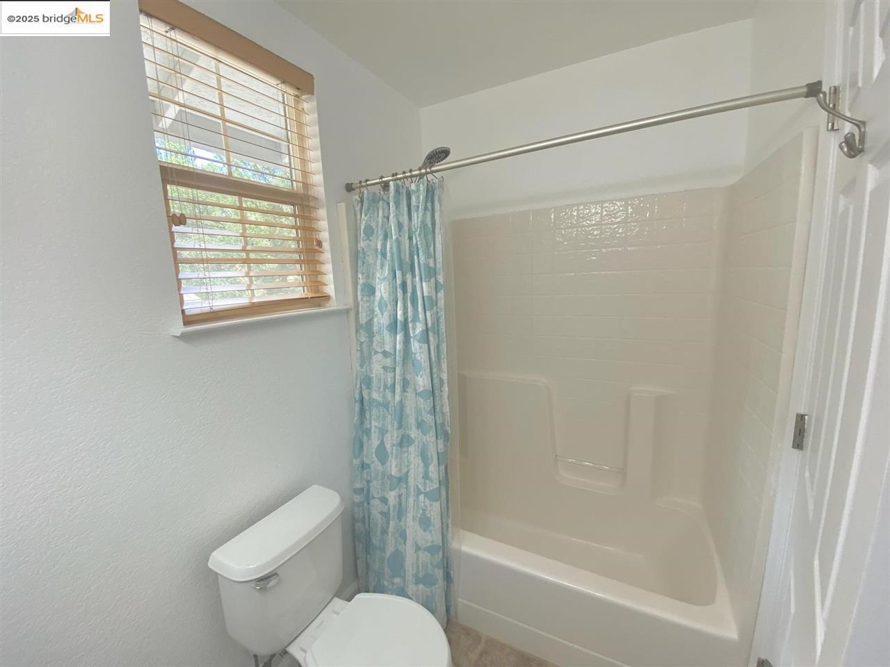 Detail Gallery Image 34 of 56 For 19329 Ferretti, Groveland,  CA 95321 - 3 Beds | 2 Baths
