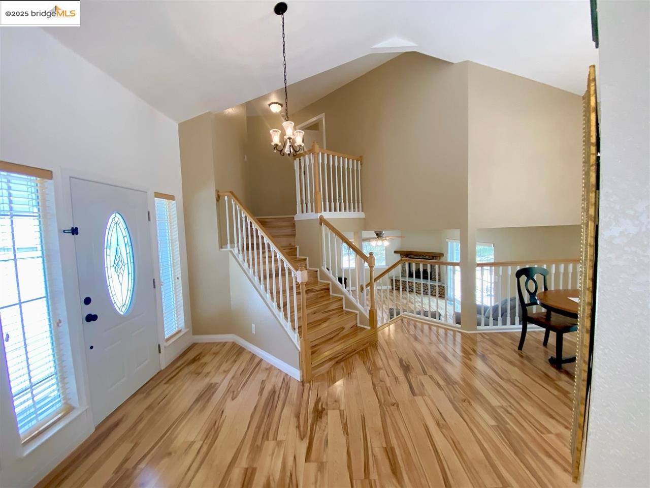 Detail Gallery Image 9 of 56 For 19329 Ferretti, Groveland,  CA 95321 - 3 Beds | 2 Baths