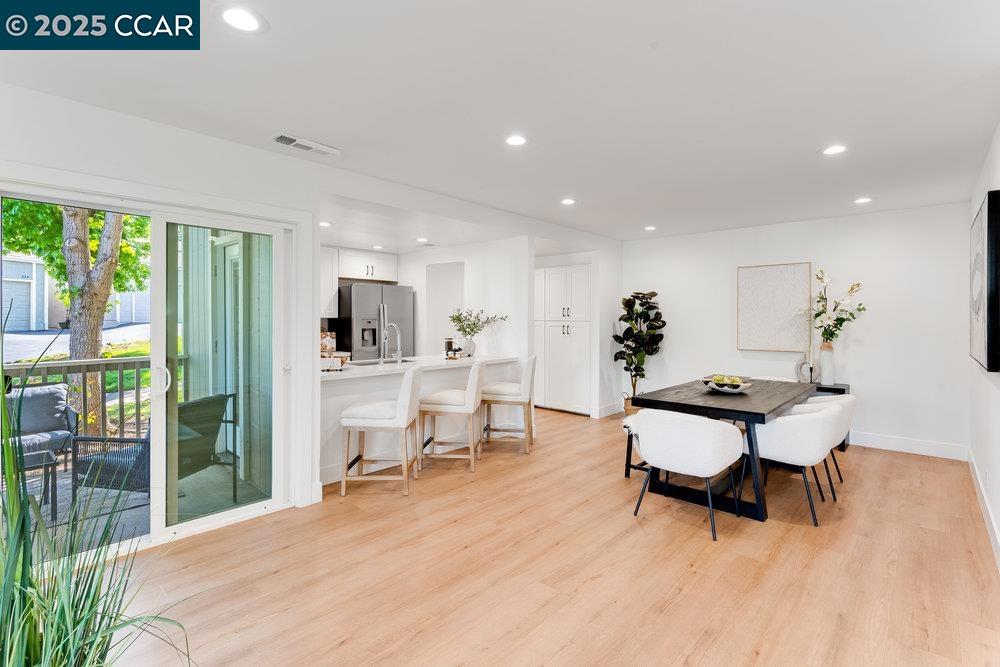 Detail Gallery Image 16 of 22 For 502 Ridgeview Ct, Pleasant Hill,  CA 94523 - 3 Beds | 2/1 Baths