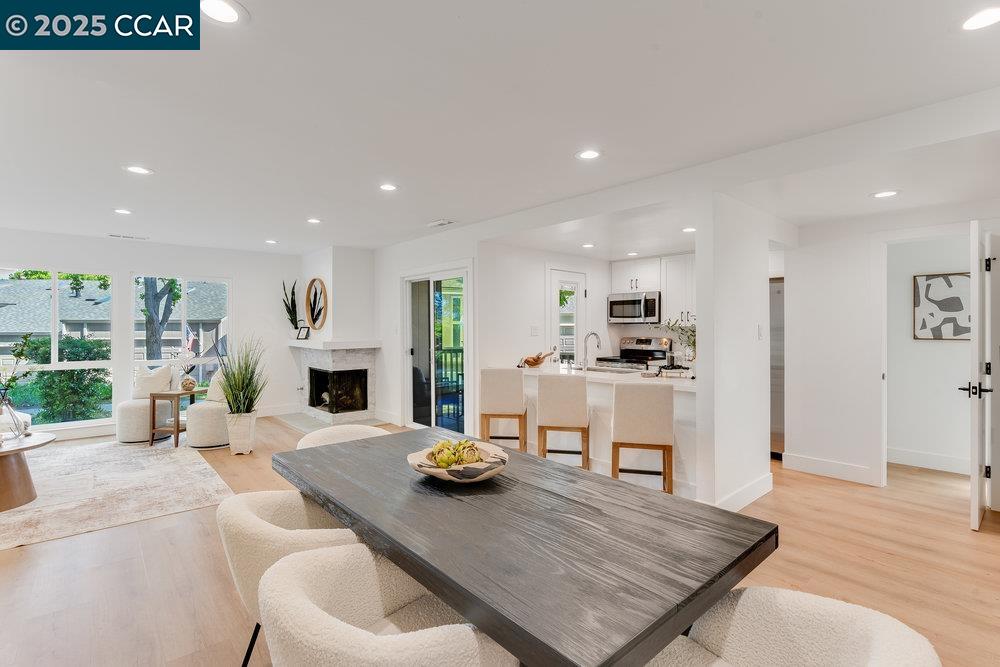 Detail Gallery Image 18 of 22 For 502 Ridgeview Ct, Pleasant Hill,  CA 94523 - 3 Beds | 2/1 Baths