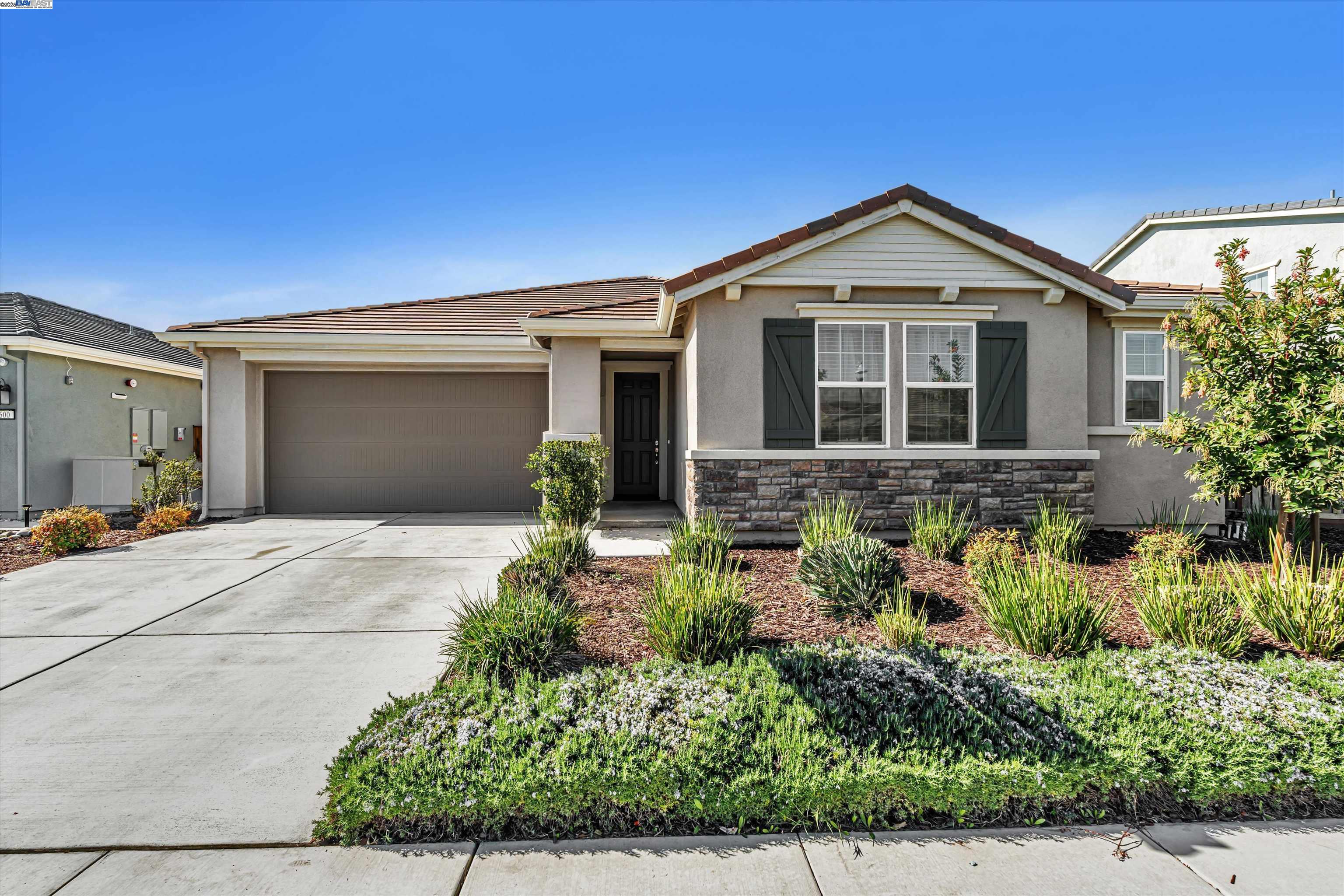Detail Gallery Image 1 of 1 For 612 Chimes St, Lathrop,  CA 95330 - 4 Beds | 2 Baths