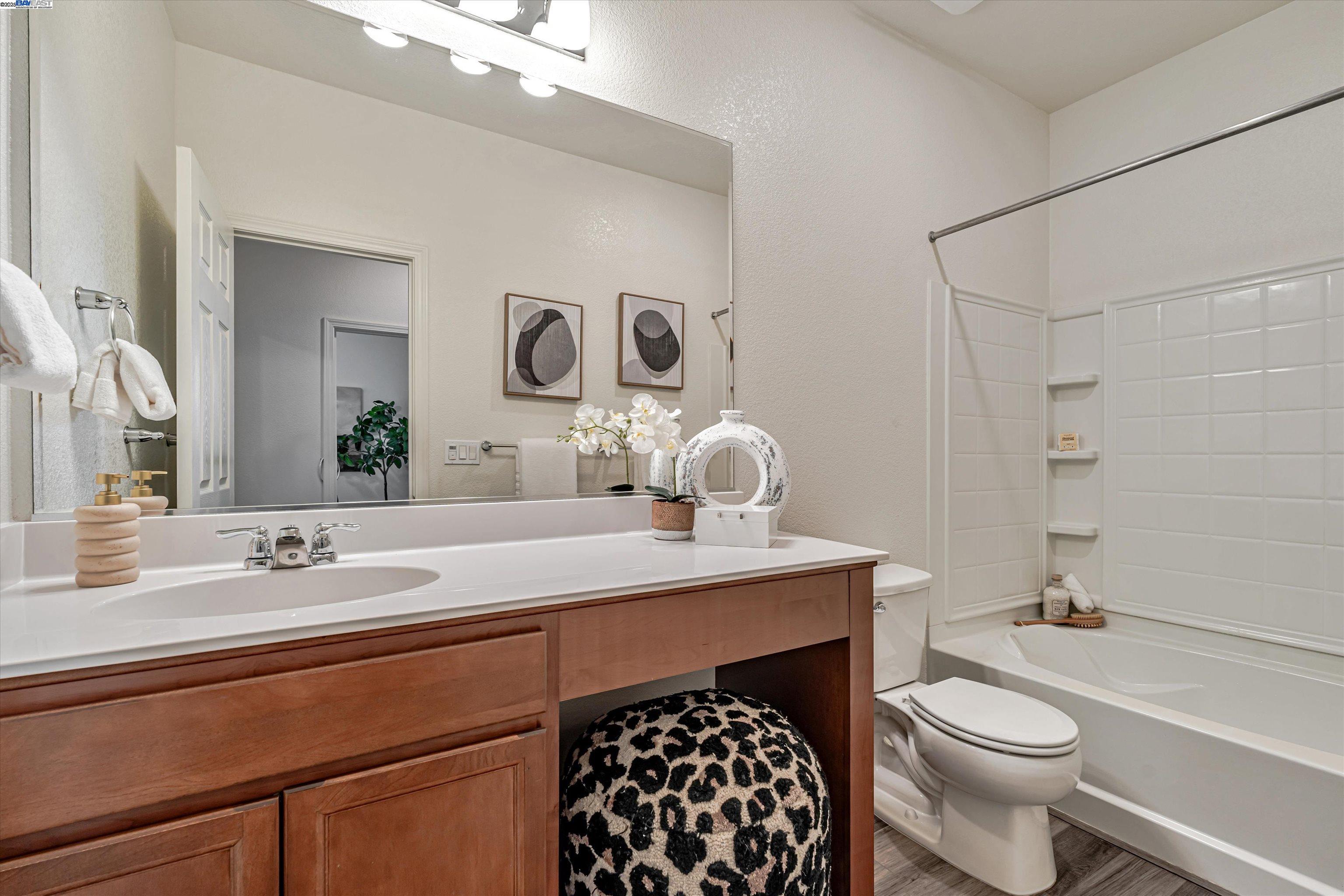 Detail Gallery Image 34 of 49 For 612 Chimes St, Lathrop,  CA 95330 - 4 Beds | 2 Baths