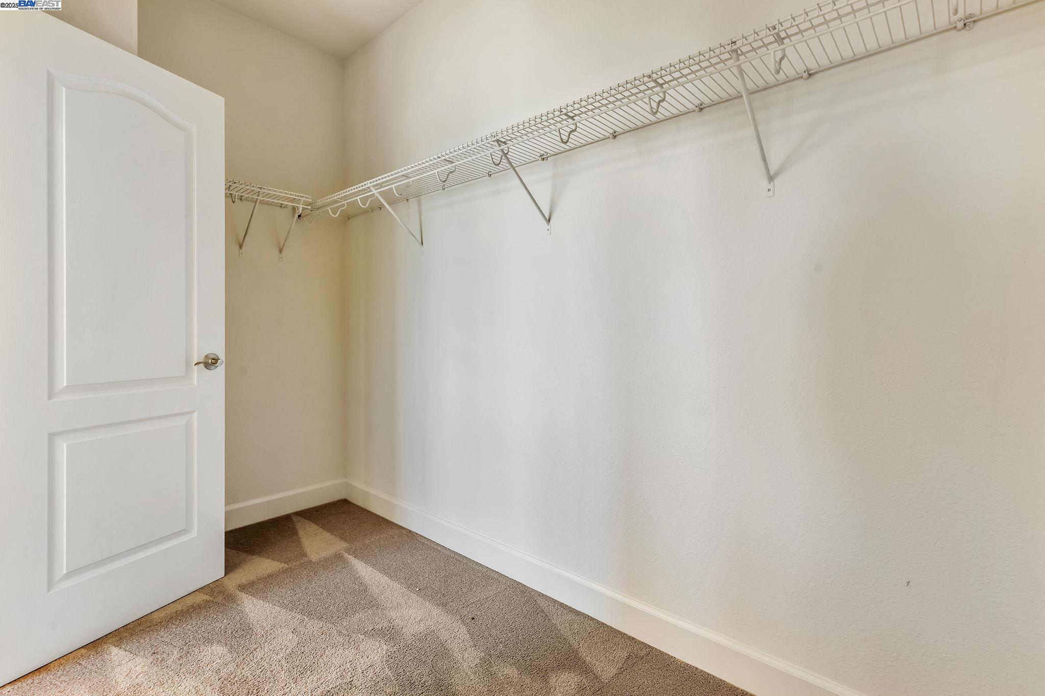 220 Yellow Rose Cir