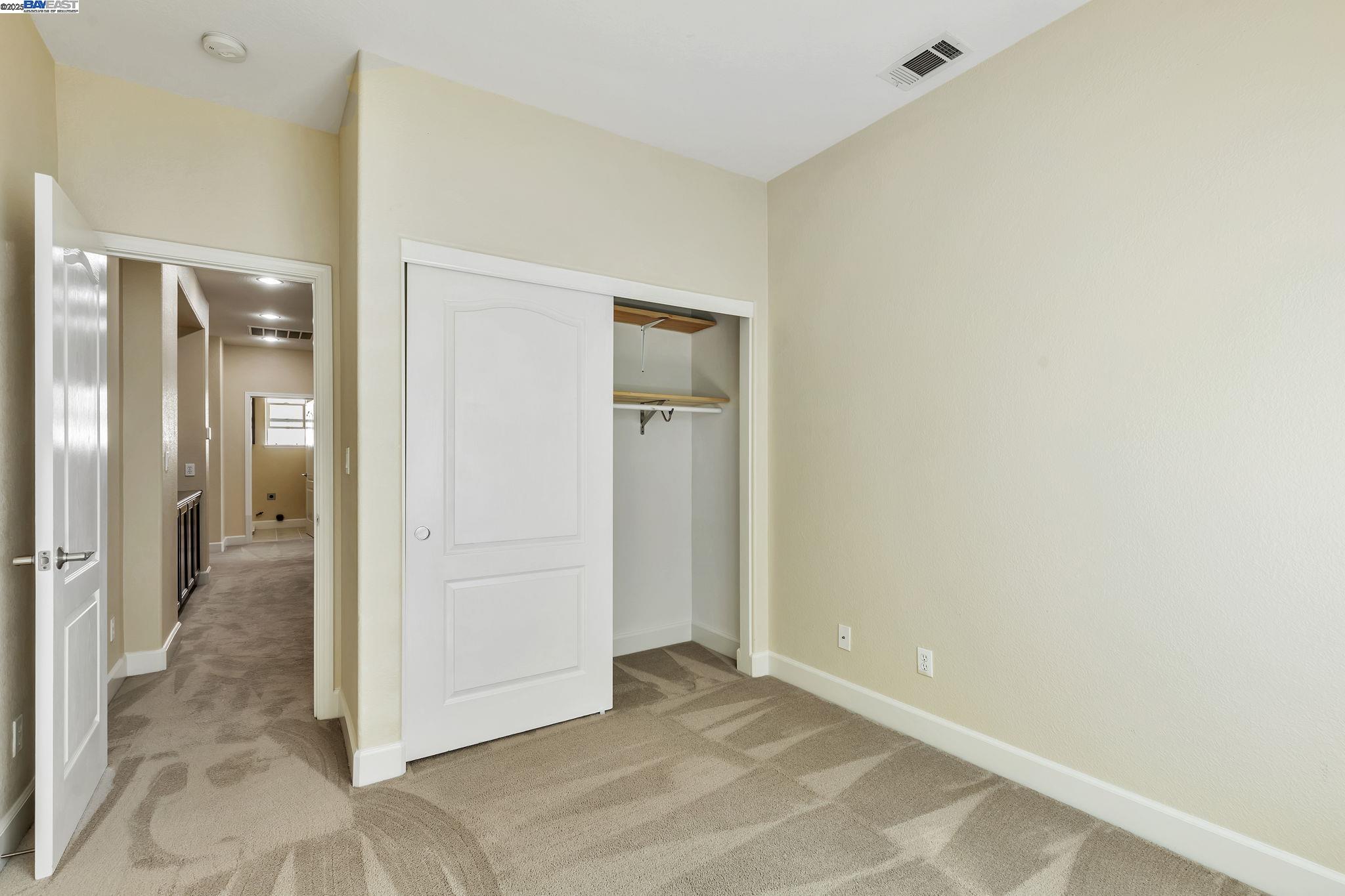220 Yellow Rose Cir