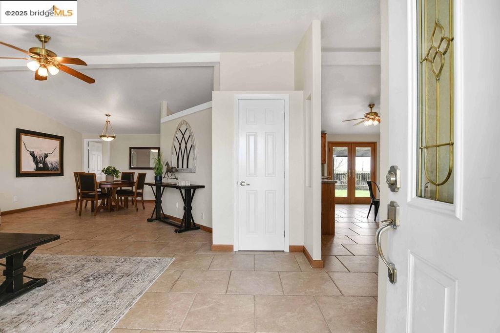 Detail Gallery Image 12 of 60 For 4985 Bixler Road, Byron,  CA 94514 - 7 Beds | 4/1 Baths