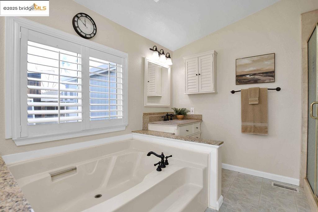 Detail Gallery Image 22 of 60 For 4985 Bixler Road, Byron,  CA 94514 - 7 Beds | 4/1 Baths