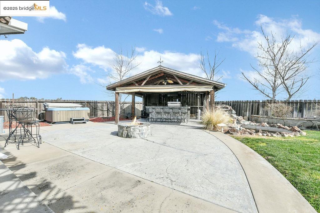 Detail Gallery Image 28 of 60 For 4985 Bixler Road, Byron,  CA 94514 - 7 Beds | 4/1 Baths