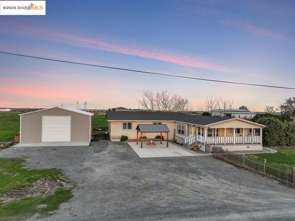 Detail Gallery Image 40 of 60 For 4985 Bixler Road, Byron,  CA 94514 - 7 Beds | 4/1 Baths