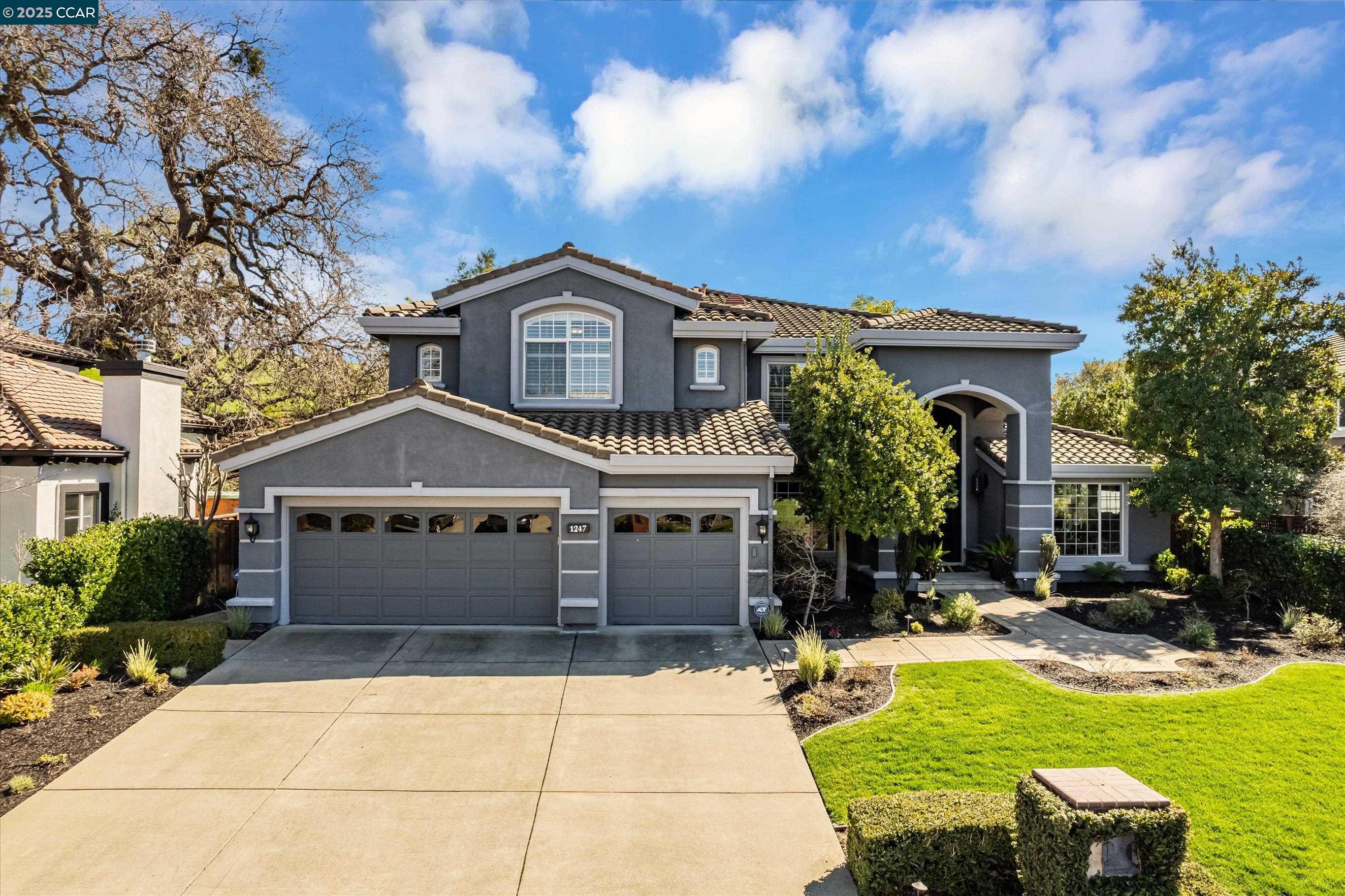 Detail Gallery Image 1 of 1 For 1247 Sunrise Ridge Dr, Lafayette,  CA 94549 - 4 Beds | 3/1 Baths