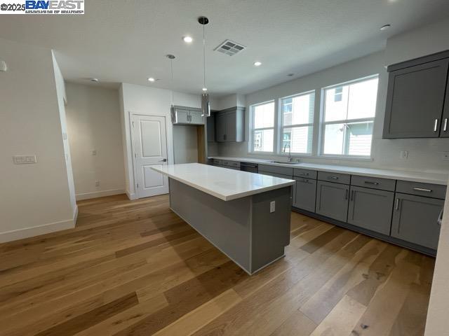 Detail Gallery Image 2 of 21 For 7105 Melon Ct, San Ramon,  CA 94583 - 3 Beds | 3/1 Baths
