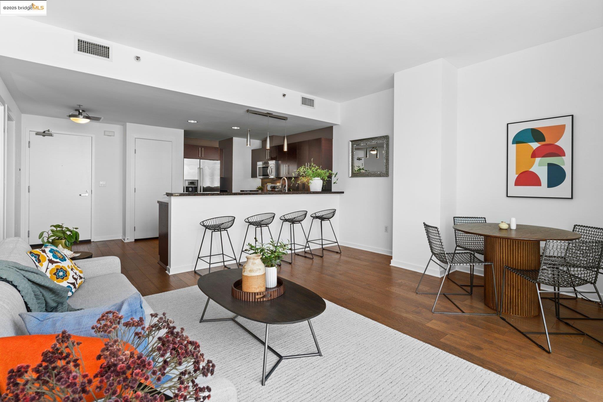 Photo #5: 41088796 Listing 