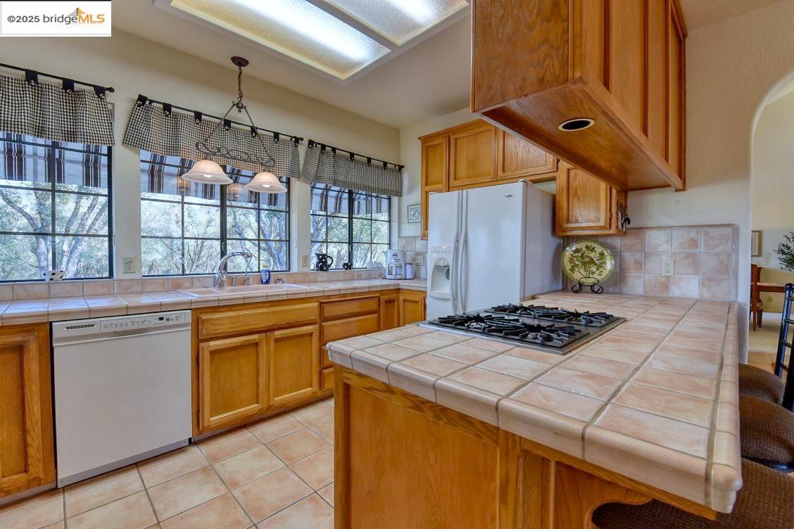 Detail Gallery Image 14 of 48 For 20591 Chaparral, Groveland,  CA 95321-8508 - 3 Beds | 3/1 Baths