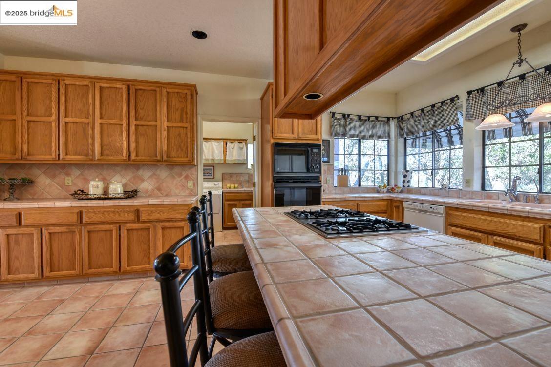 Detail Gallery Image 17 of 48 For 20591 Chaparral, Groveland,  CA 95321-8508 - 3 Beds | 3/1 Baths