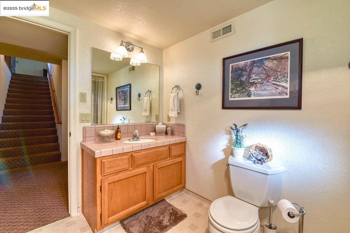 Detail Gallery Image 35 of 48 For 20591 Chaparral, Groveland,  CA 95321-8508 - 3 Beds | 3/1 Baths