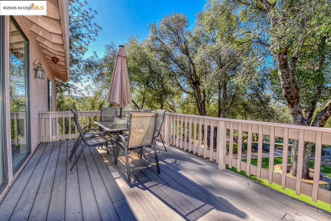 Detail Gallery Image 5 of 48 For 20591 Chaparral, Groveland,  CA 95321-8508 - 3 Beds | 3/1 Baths