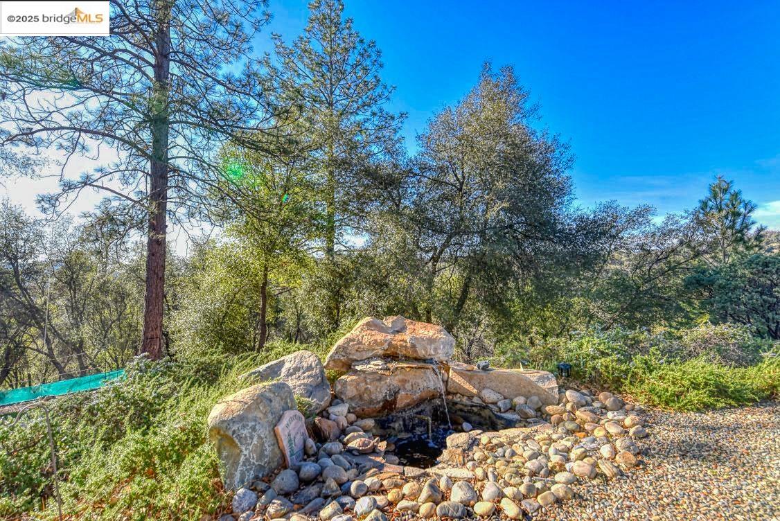 Detail Gallery Image 10 of 48 For 20591 Chaparral, Groveland,  CA 95321-8508 - 3 Beds | 3/1 Baths