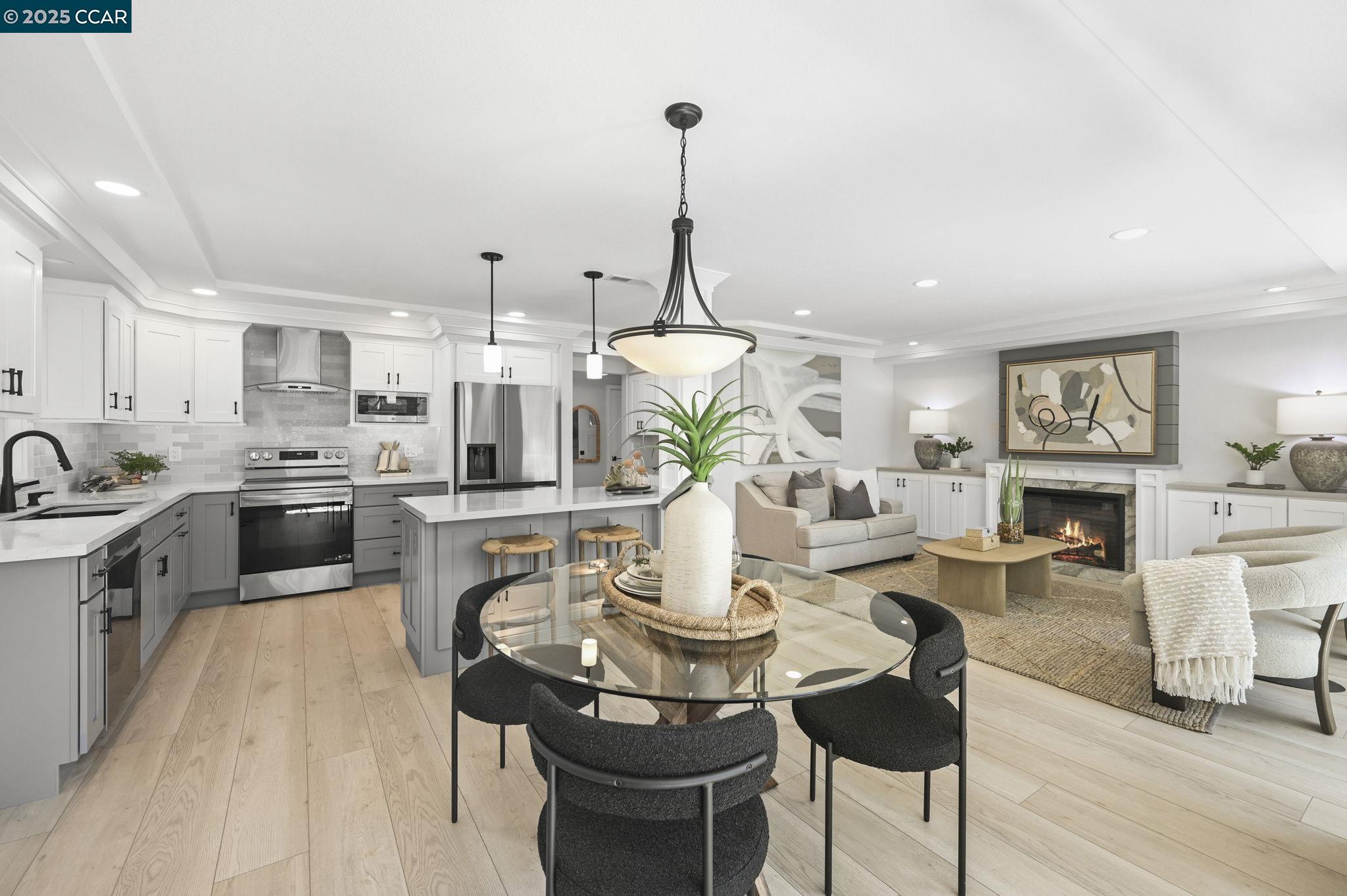 MLS: 41088823 Condo For Sale