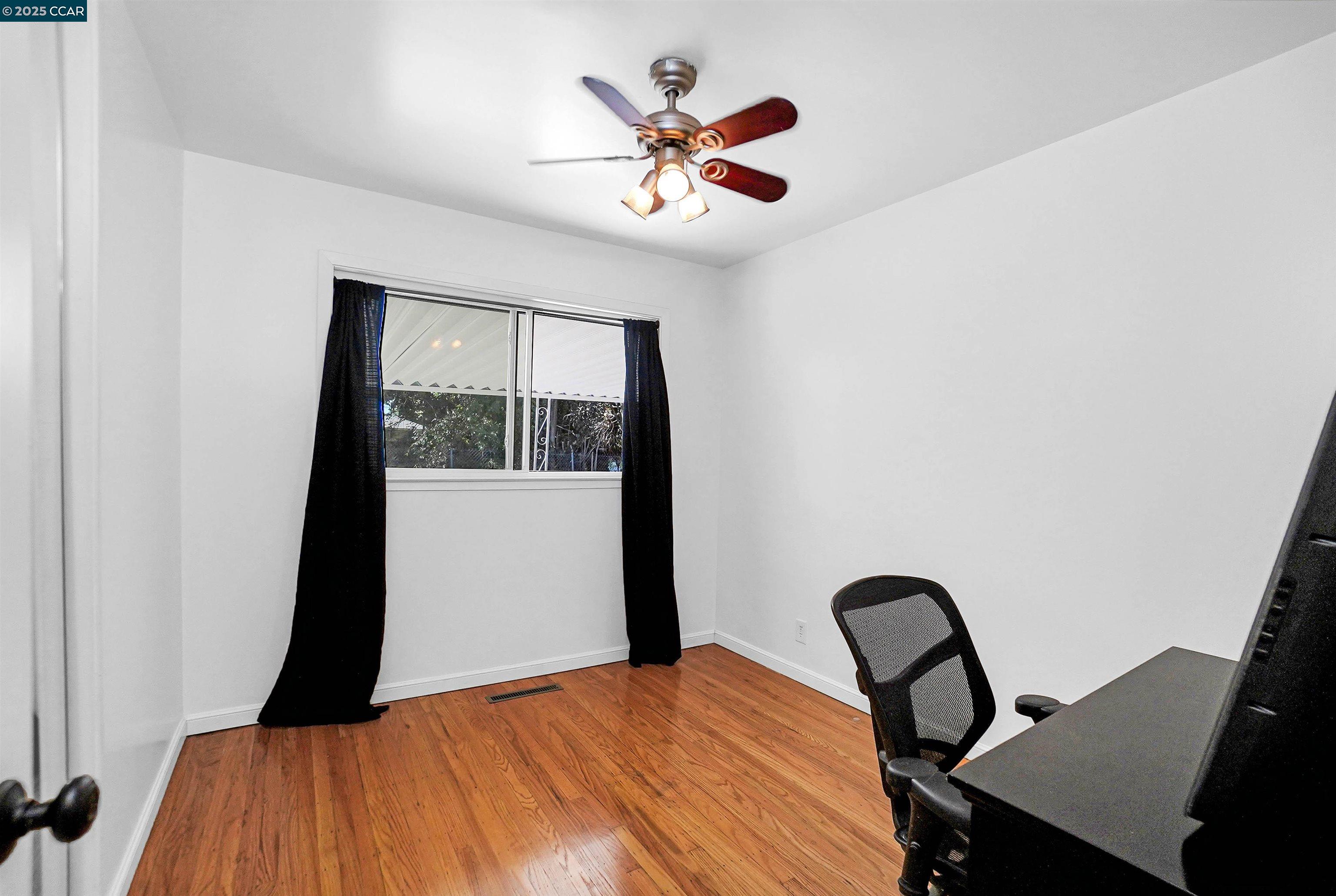 Detail Gallery Image 24 of 47 For 2512 Huron Dr, Concord,  CA 94519 - 3 Beds | 2 Baths