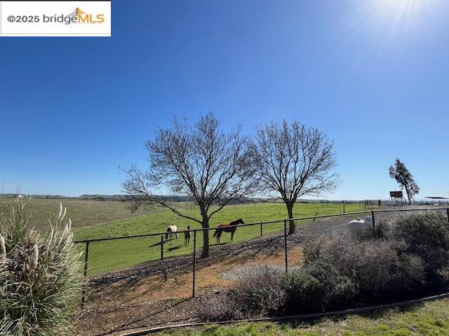 Detail Gallery Image 16 of 38 For 16931 Schell, Knights Ferry,  CA 95361-1234 - 4 Beds | 3 Baths