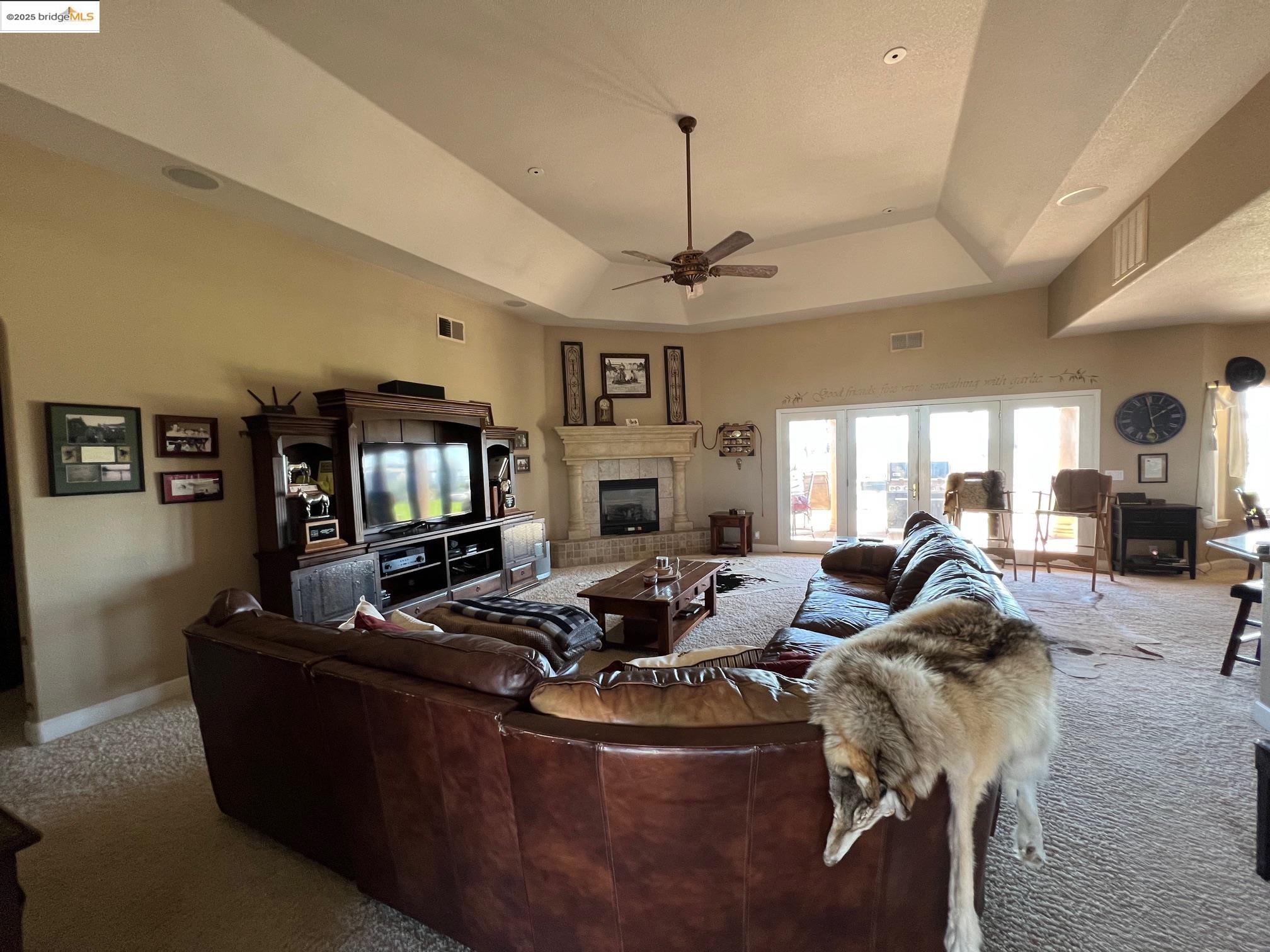Detail Gallery Image 25 of 38 For 16931 Schell, Knights Ferry,  CA 95361-1234 - 4 Beds | 3 Baths