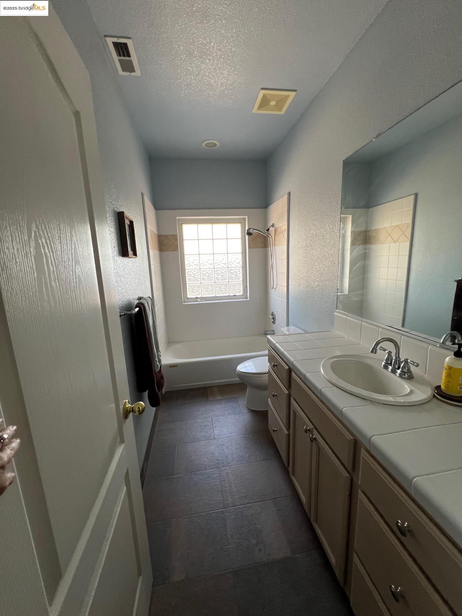 Detail Gallery Image 31 of 38 For 16931 Schell, Knights Ferry,  CA 95361-1234 - 4 Beds | 3 Baths