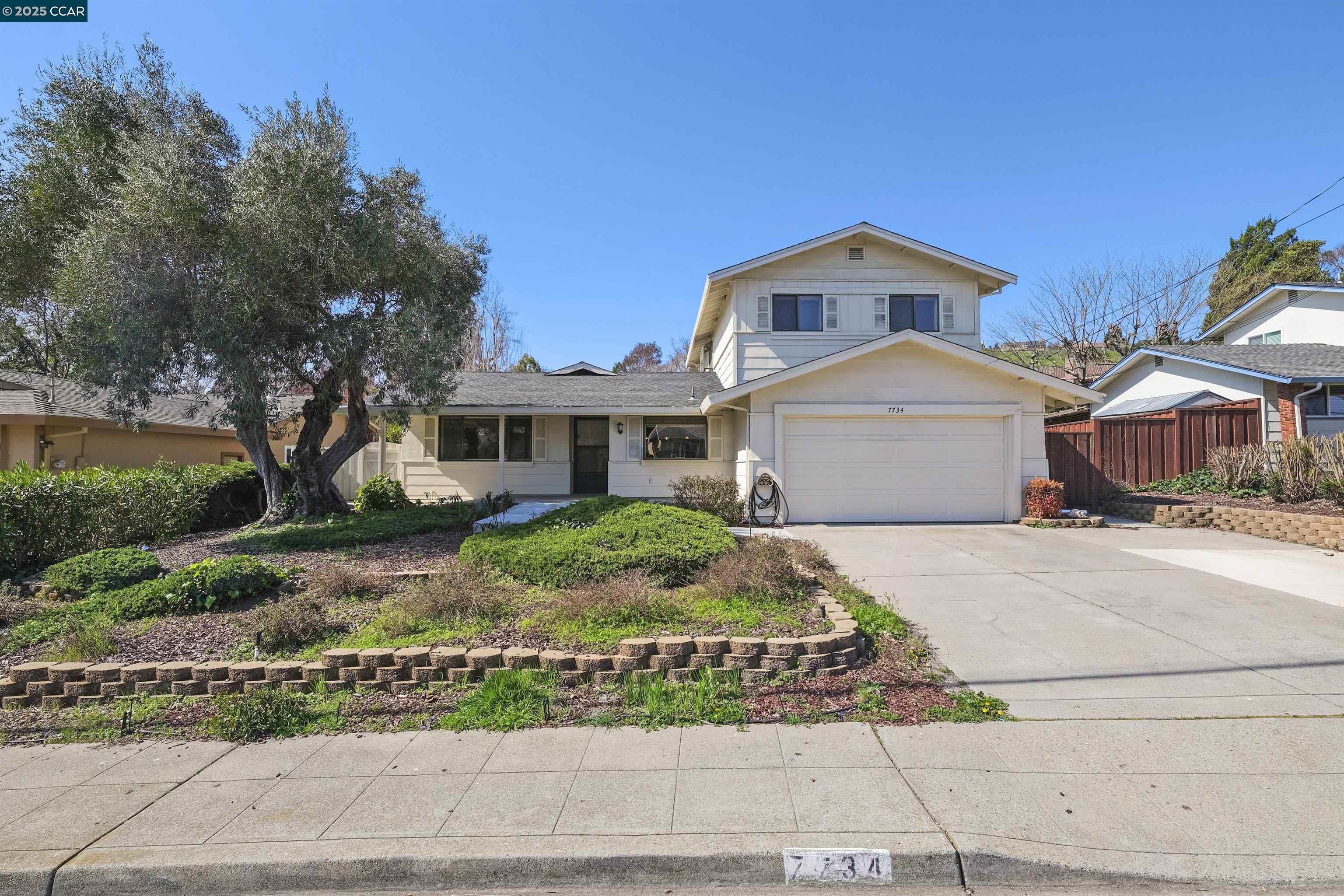 Detail Gallery Image 1 of 1 For 7734 Castilian Rd, Dublin,  CA 94568 - 4 Beds | 3 Baths