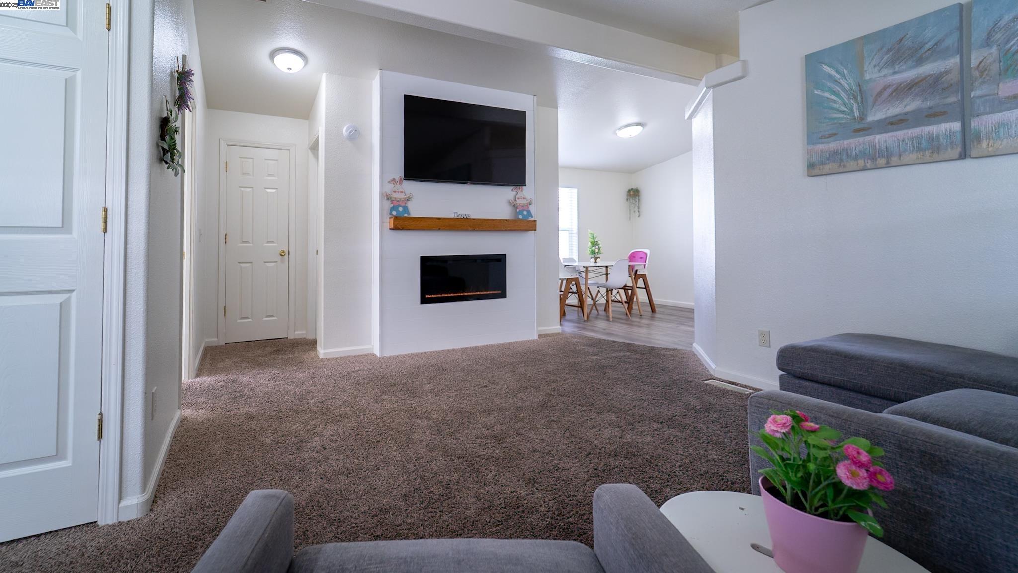 Detail Gallery Image 3 of 32 For 1225 Vienna Dr #409,  Sunnyvale,  CA 94089 - 2 Beds | 2 Baths