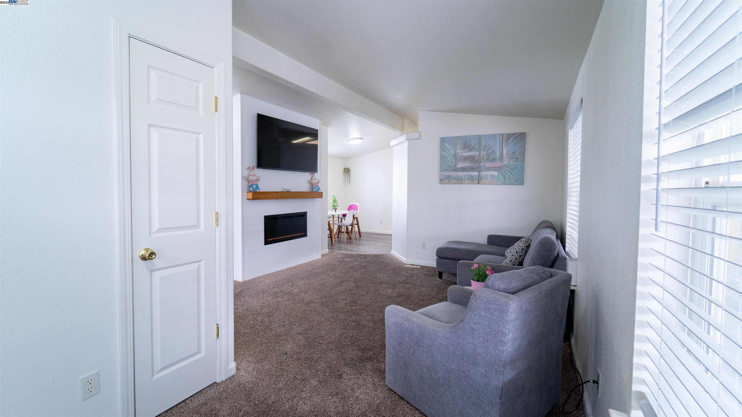 Detail Gallery Image 5 of 32 For 1225 Vienna Dr #409,  Sunnyvale,  CA 94089 - 2 Beds | 2 Baths
