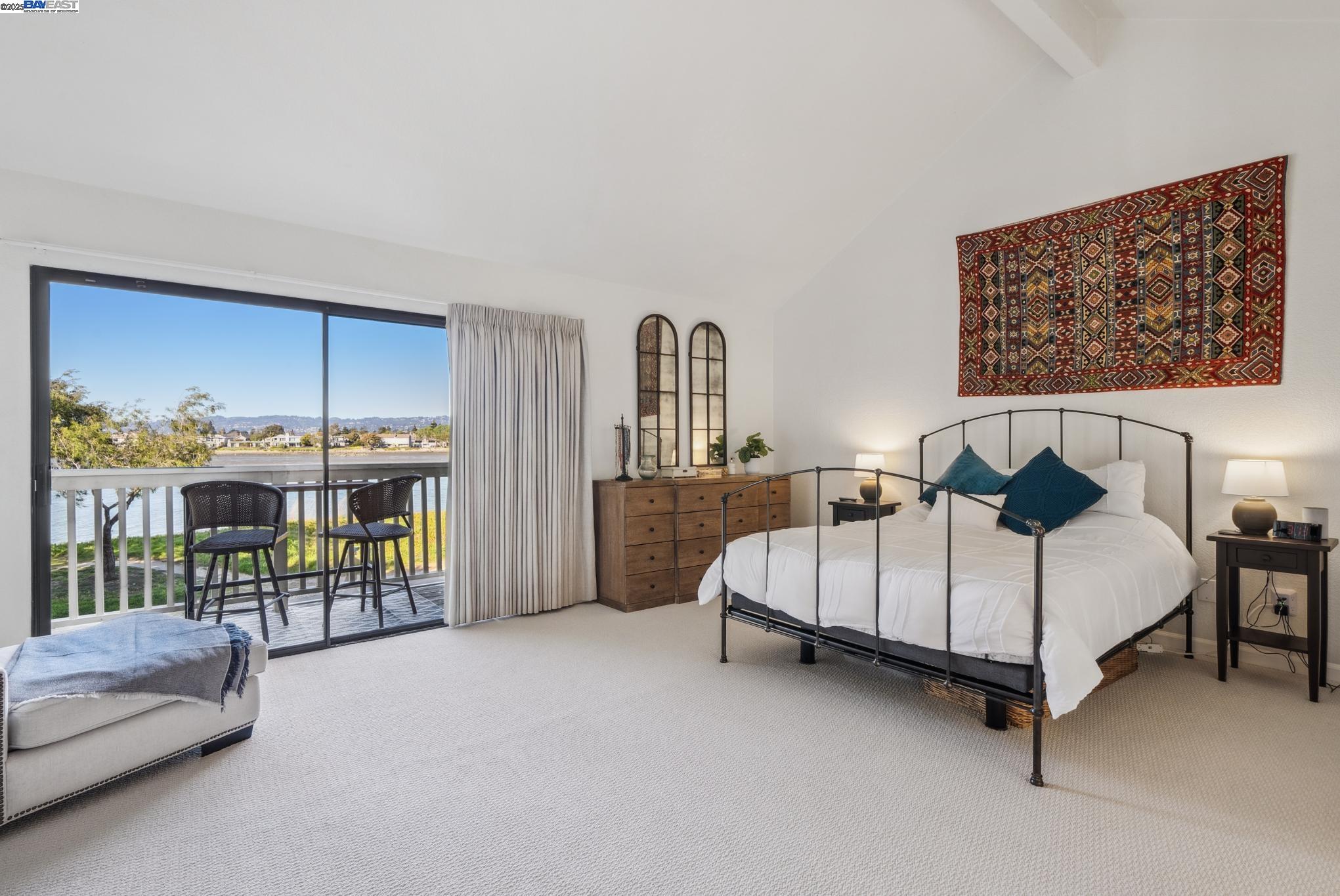 Detail Gallery Image 19 of 60 For 9 Palm Beach Ln, Alameda,  CA 94502 - 3 Beds | 2/1 Baths