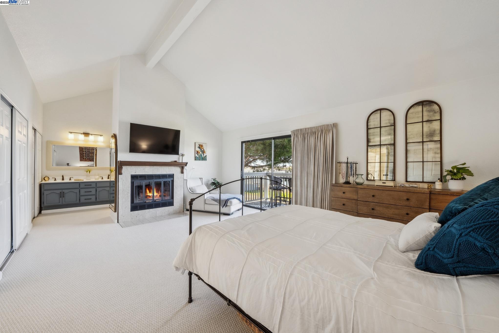 Detail Gallery Image 21 of 60 For 9 Palm Beach Ln, Alameda,  CA 94502 - 3 Beds | 2/1 Baths