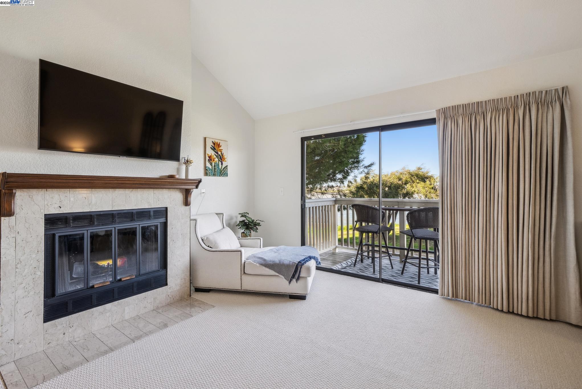 Detail Gallery Image 22 of 60 For 9 Palm Beach Ln, Alameda,  CA 94502 - 3 Beds | 2/1 Baths