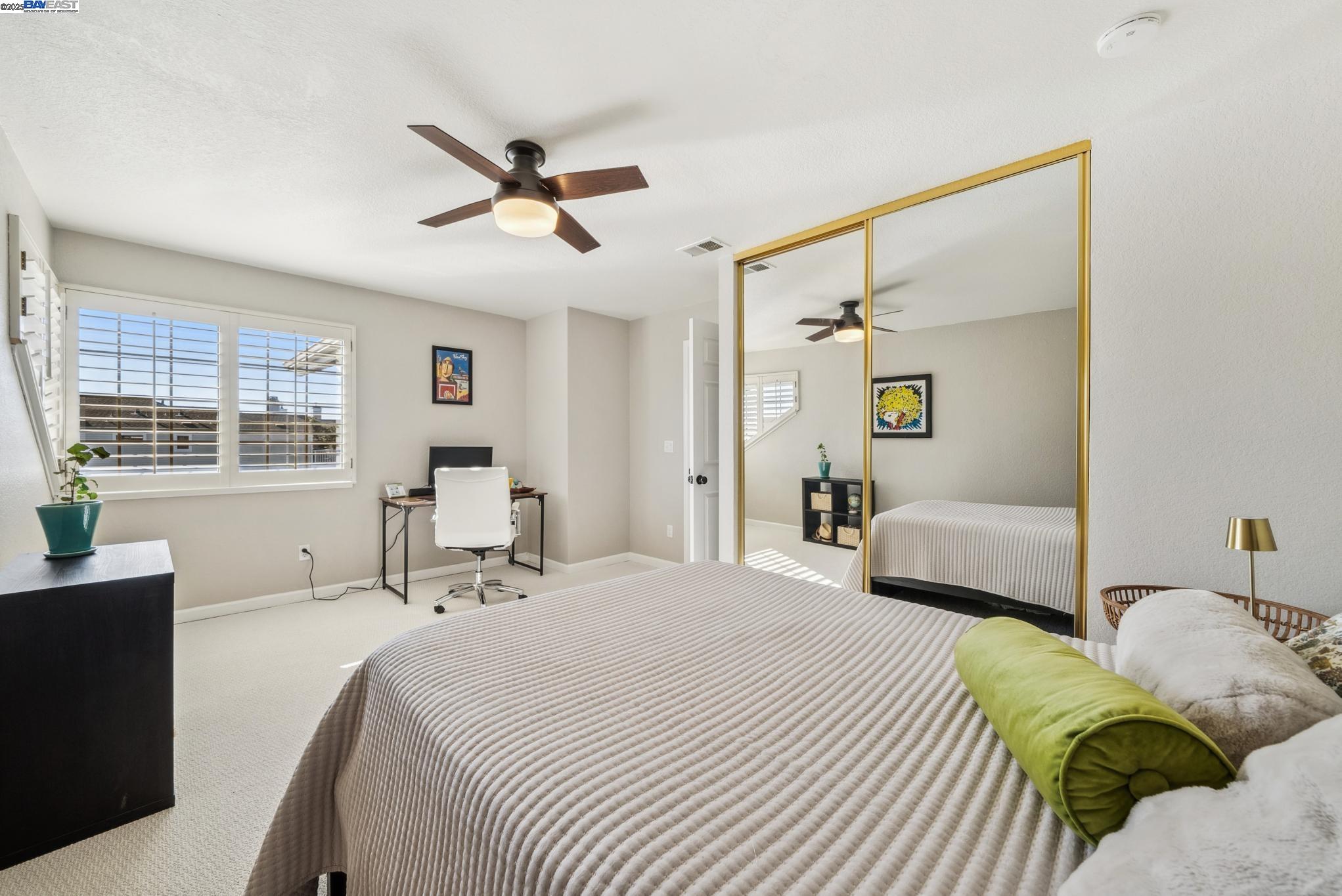Detail Gallery Image 30 of 60 For 9 Palm Beach Ln, Alameda,  CA 94502 - 3 Beds | 2/1 Baths