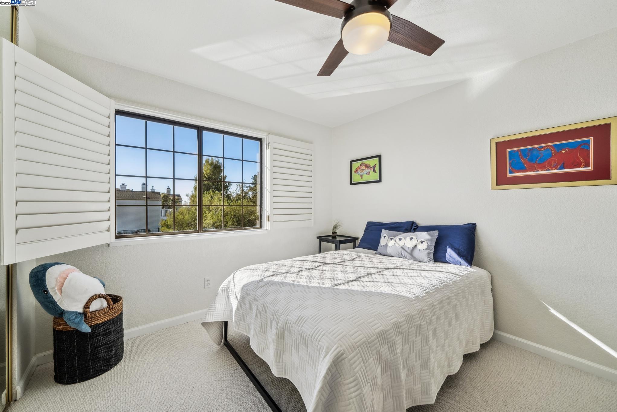 Detail Gallery Image 32 of 60 For 9 Palm Beach Ln, Alameda,  CA 94502 - 3 Beds | 2/1 Baths