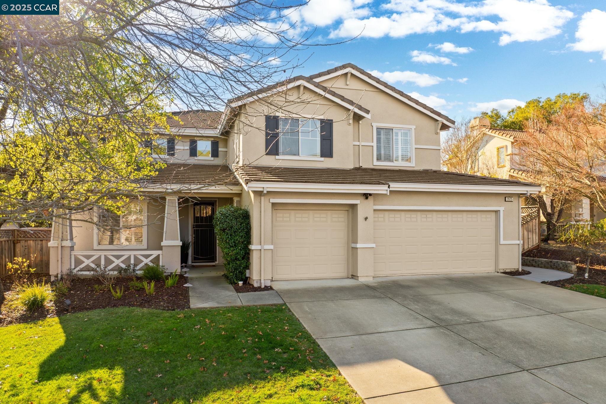 Detail Gallery Image 1 of 1 For 2025 Bennington Dr, Vallejo,  CA 94591 - 5 Beds | 3 Baths