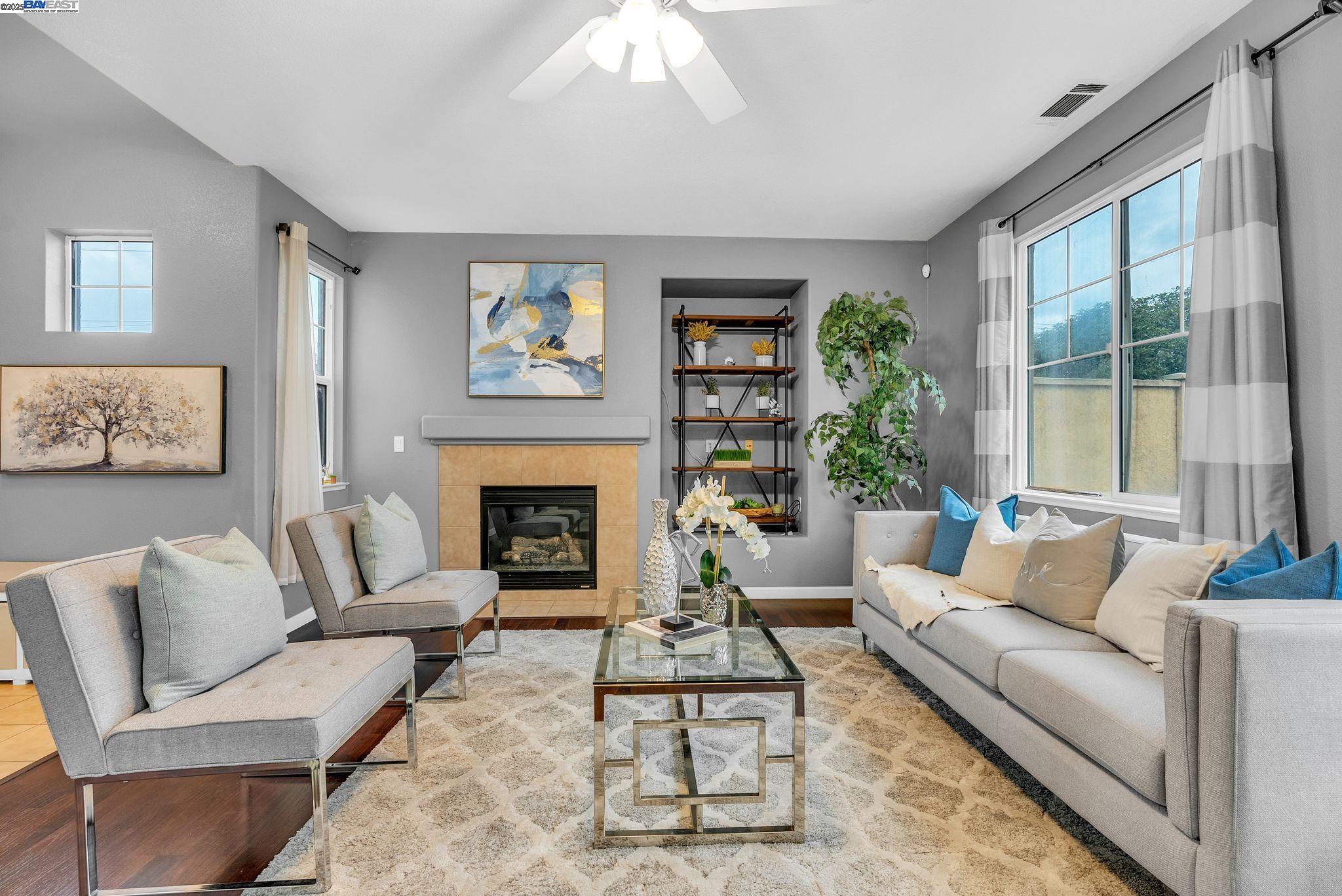 Detail Gallery Image 3 of 36 For 11 Cassia Ct, Pittsburg,  CA 94565 - 4 Beds | 2/1 Baths