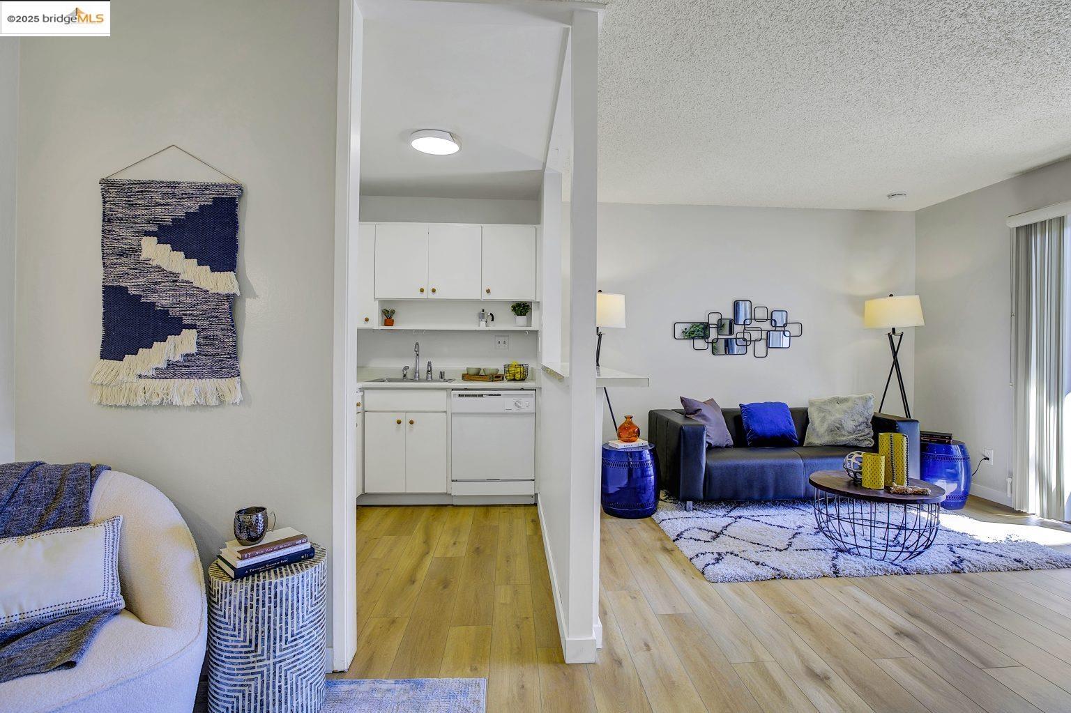 Photo #14: 41088915 Listing: Photo #14