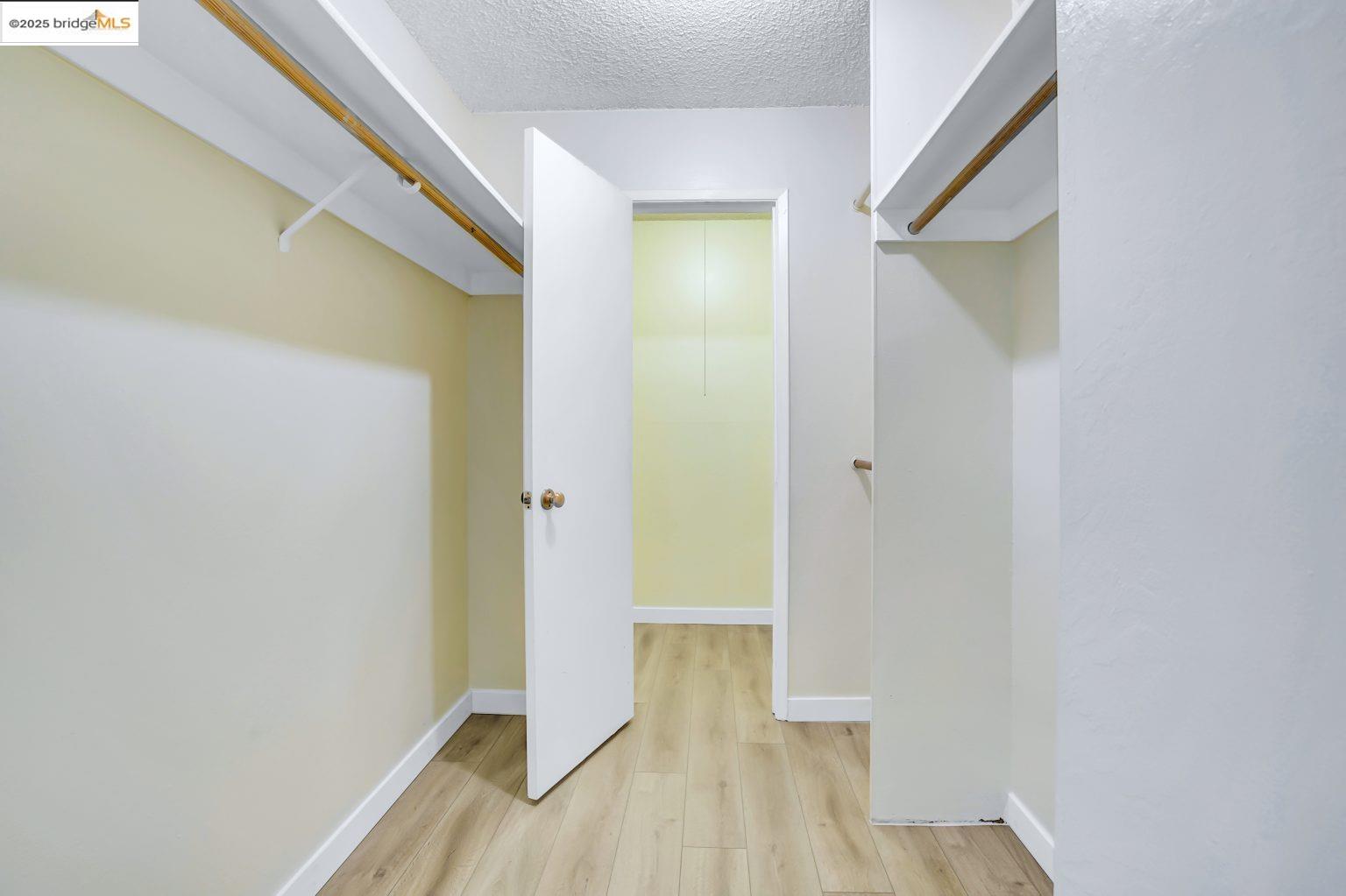 Photo #6: 41088915 Listing 