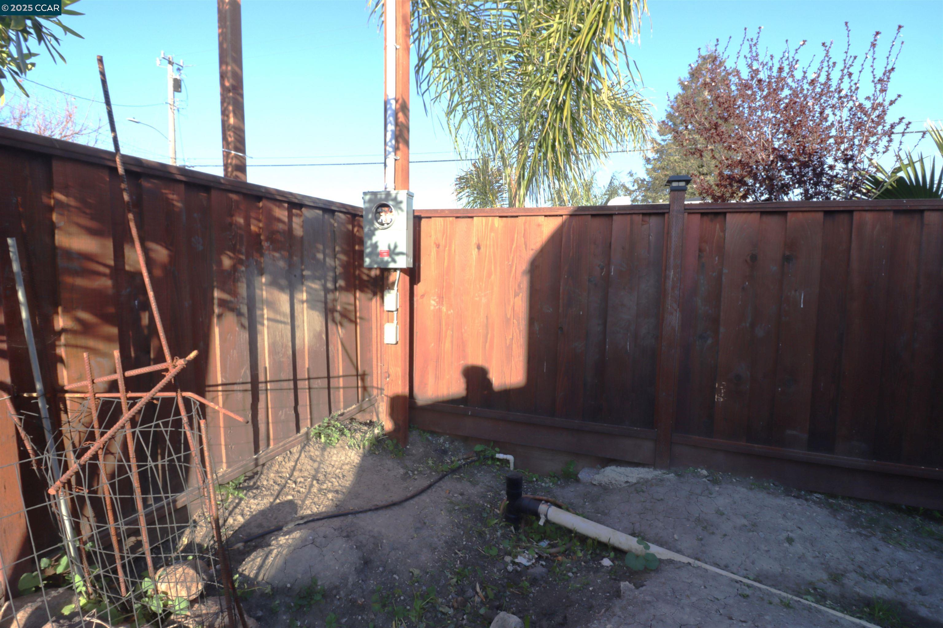 Detail Gallery Image 14 of 19 For 209 Solano Ave, Bay Point,  CA 94565 - – Beds | – Baths