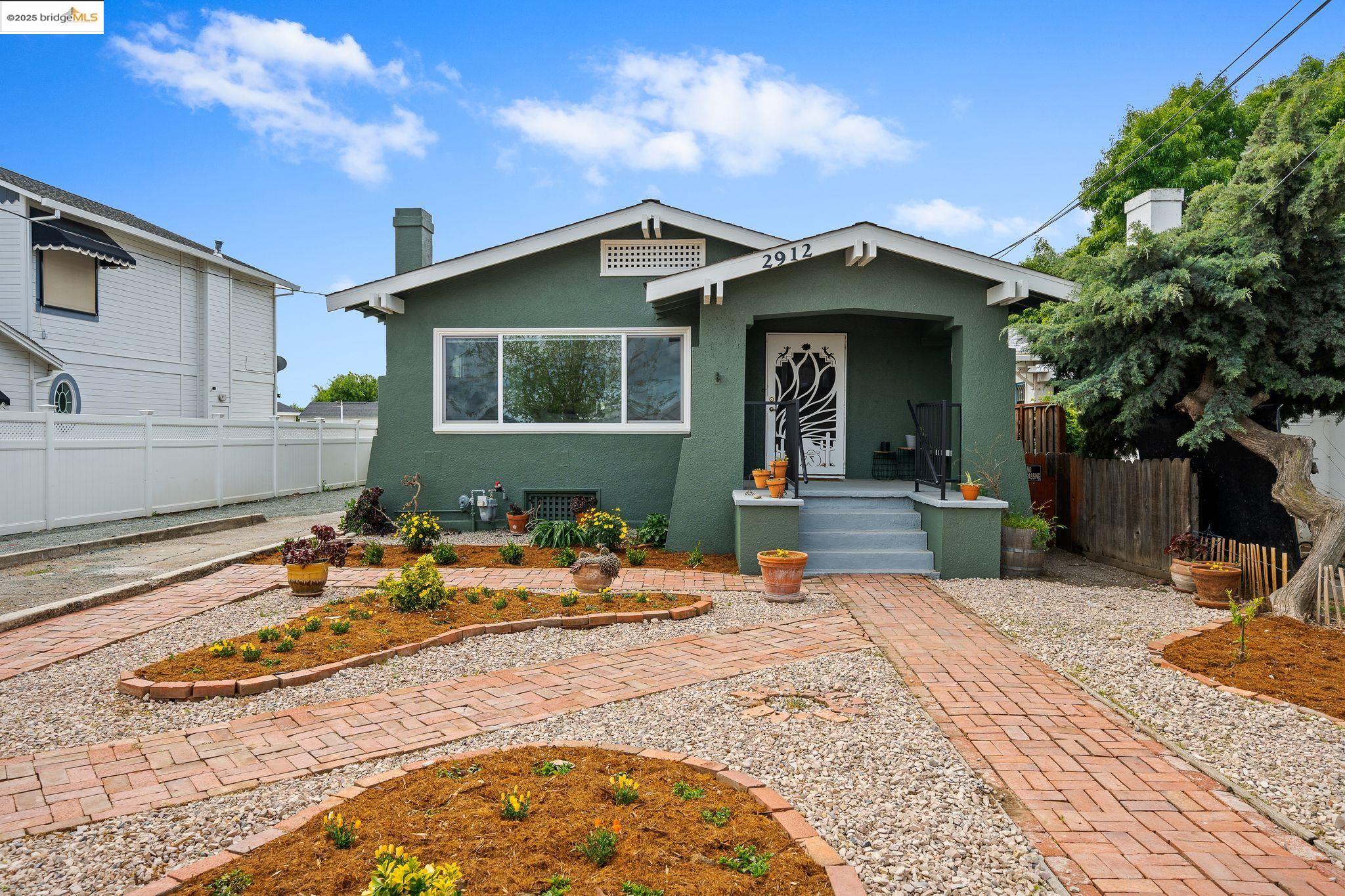 Detail Gallery Image 1 of 53 For 2912 Camino Diablo, Byron,  CA 94514 - 3 Beds | 2 Baths