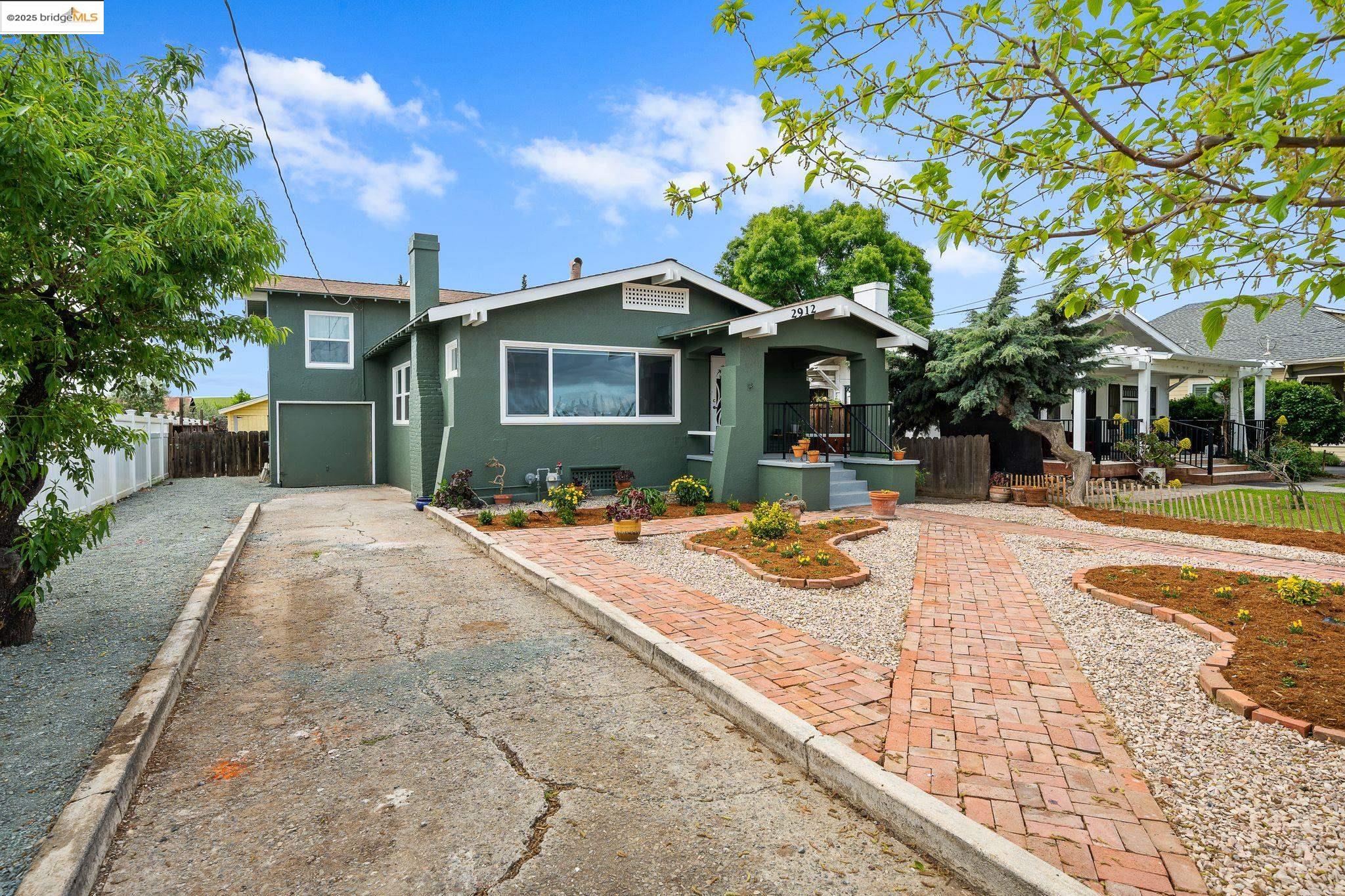 Detail Gallery Image 3 of 53 For 2912 Camino Diablo, Byron,  CA 94514 - 3 Beds | 2 Baths